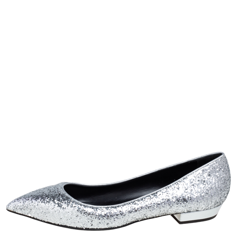 

Giuseppe Zanotti Silver Glitter Pointed Toe Flats Size