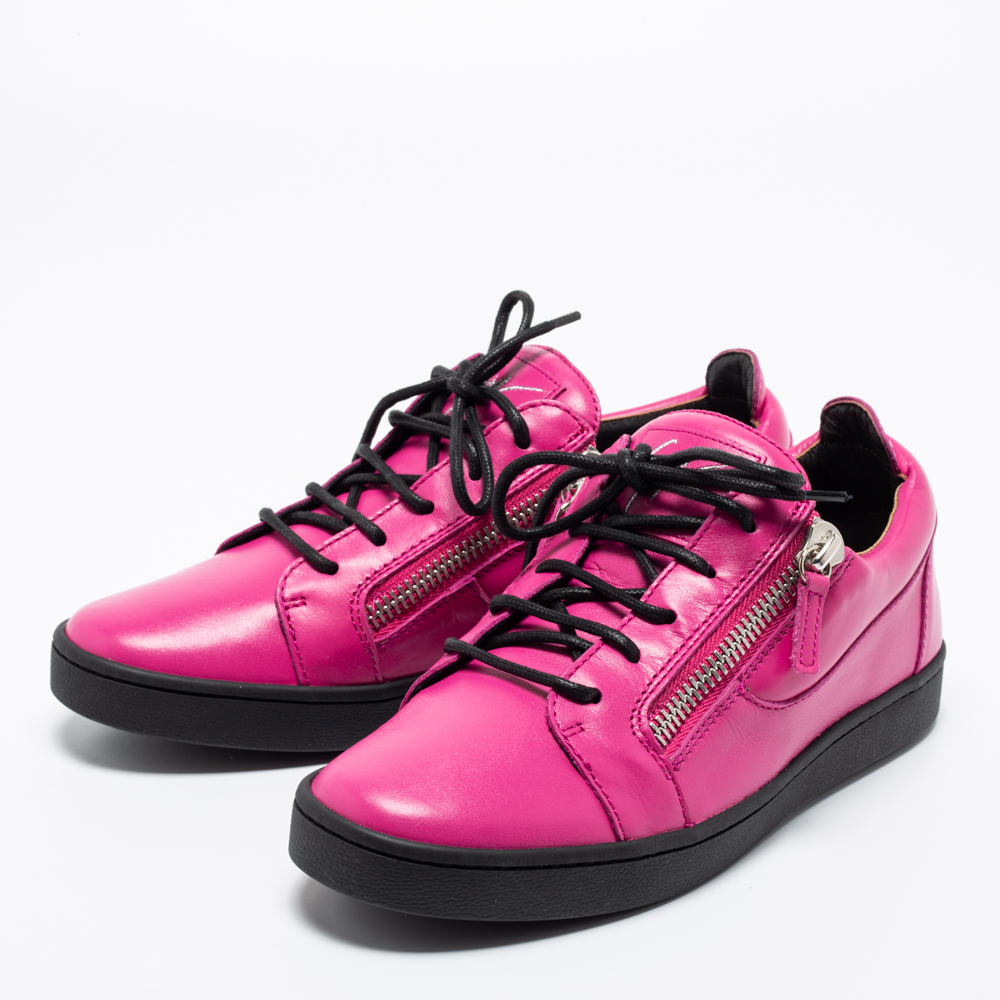 

Giuseppe Zanotti Pink Leather Nicki Low Top Sneakers Size