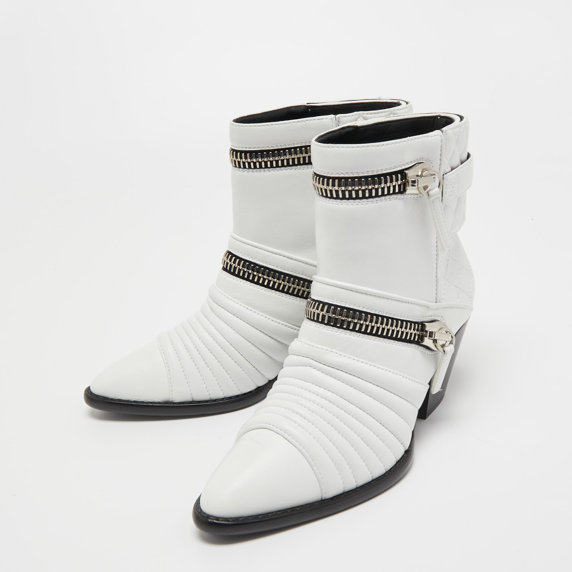 

Giuseppe Zanotti White Leather Ankle Boots Size