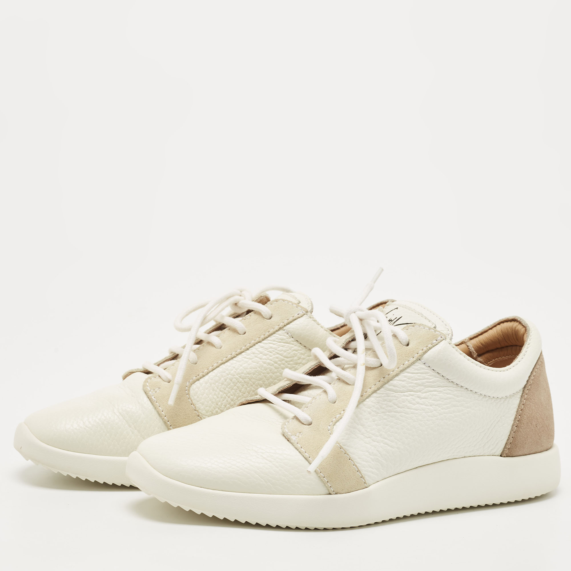 

Giuseppe Zanotti Tricolor Leather and Suede Logo Print Low Top Sneakers Size, White