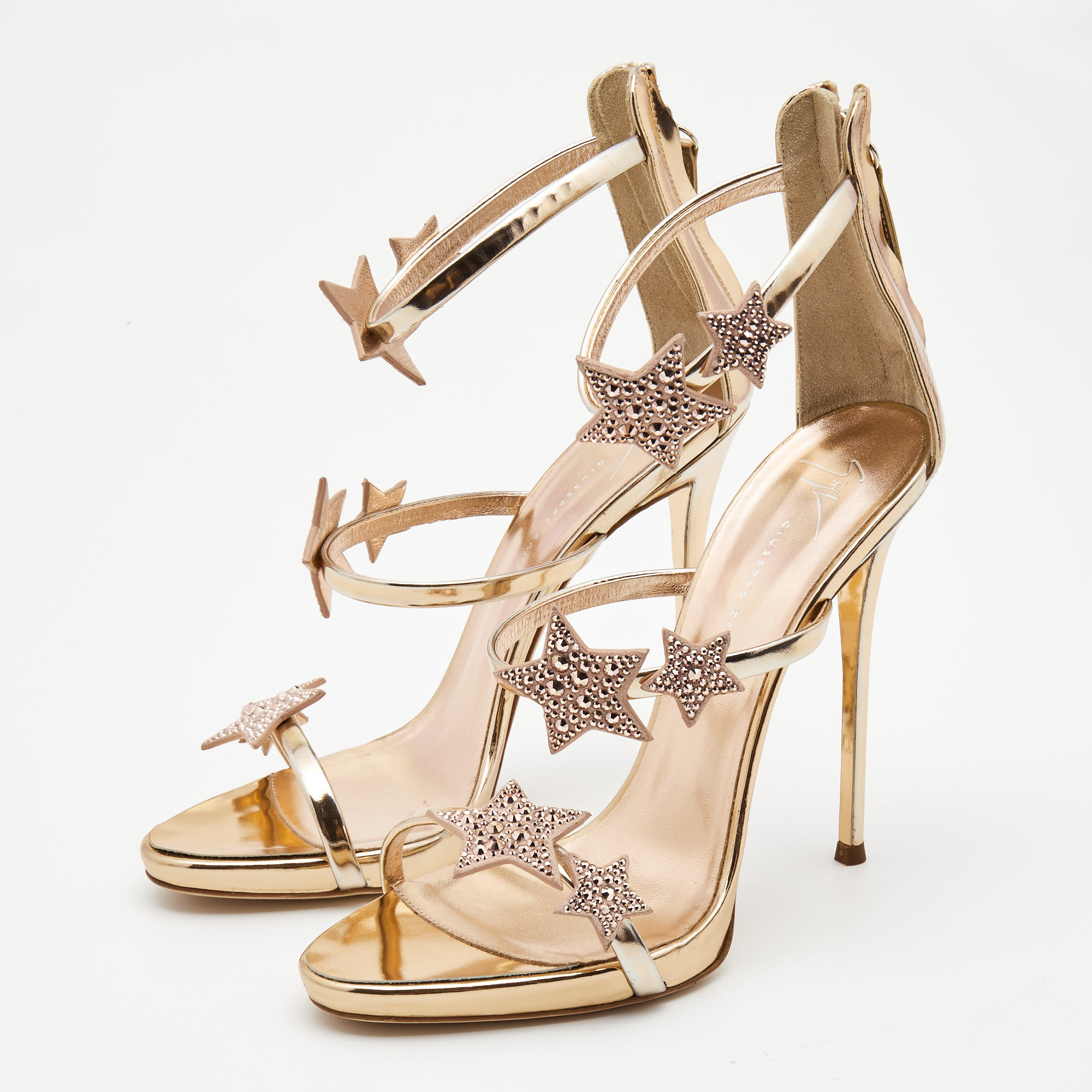 

Giuseppe Zanotti Metallic Gold Leather Harmony Star Sandals Size