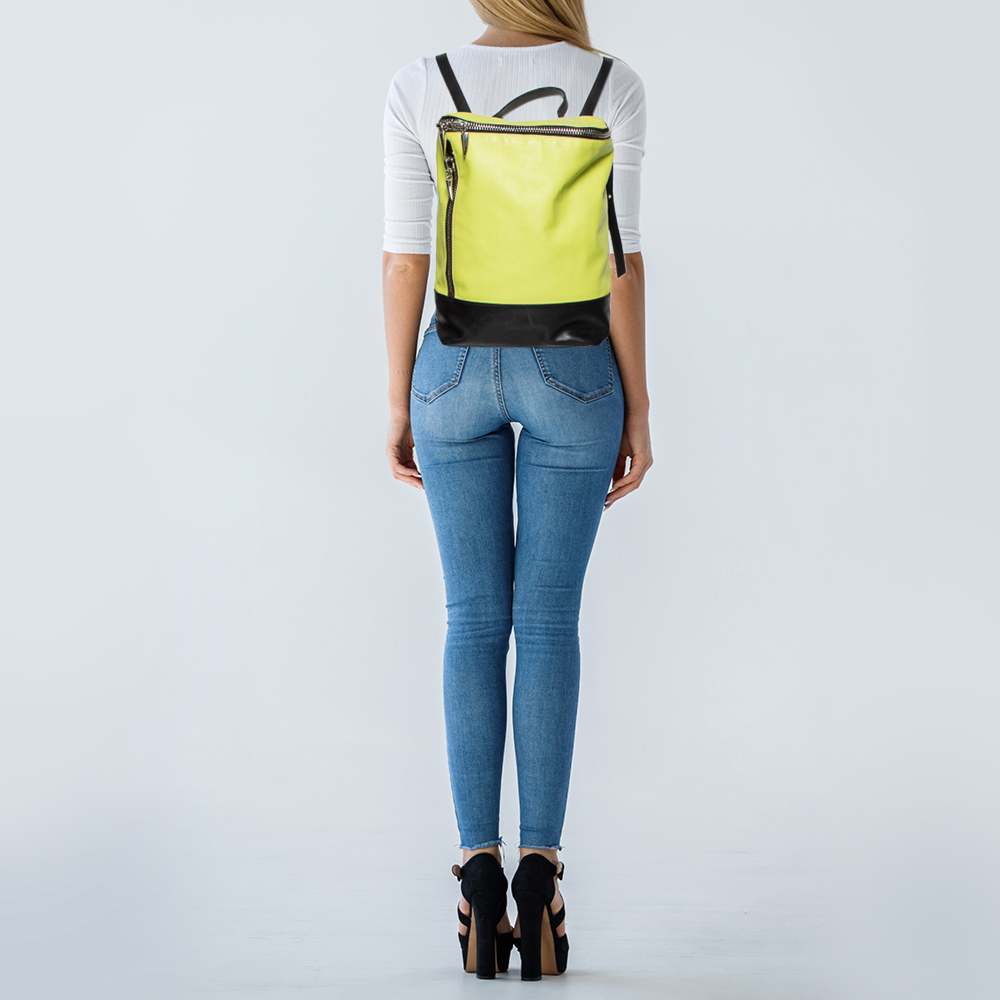 

Giuseppe Zanotti Apple Green/Black Leather Shark Tooth Backpack