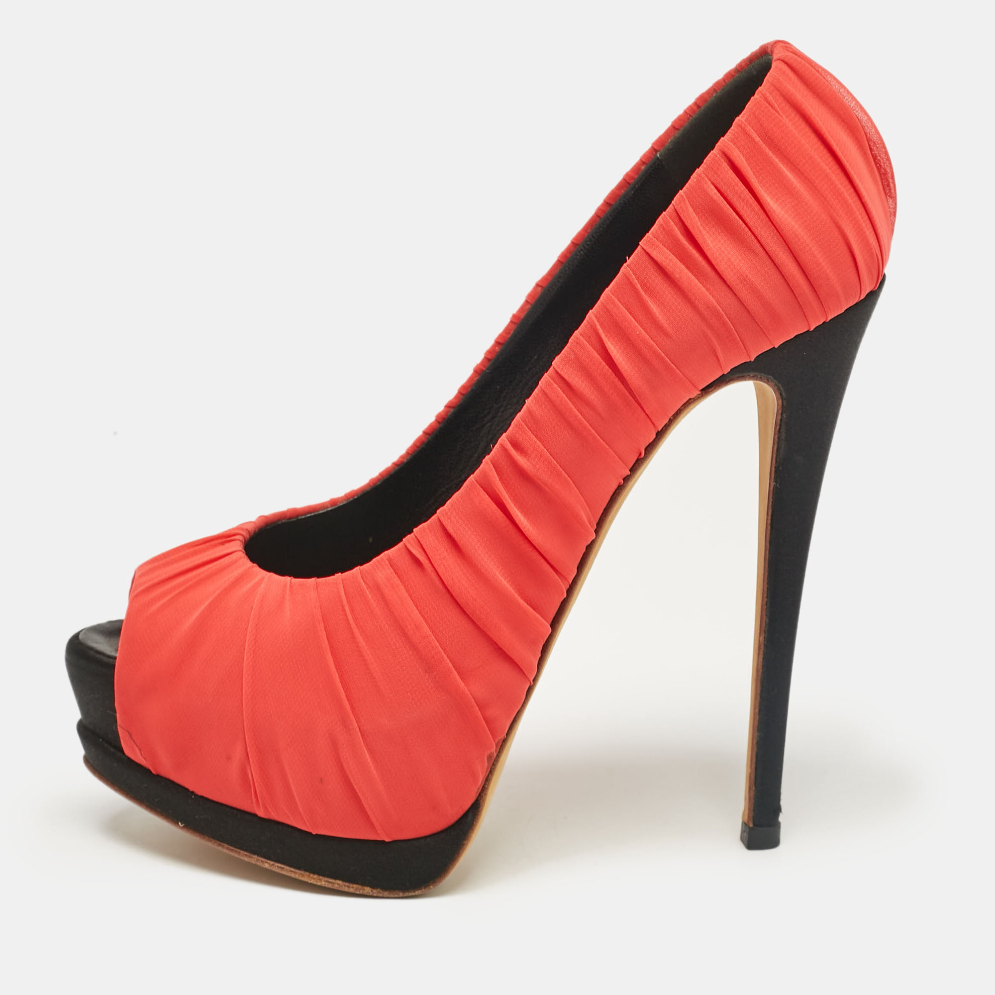 

Giuseppe Zanotti Red Lace Peep Toe Platform Pumps Size