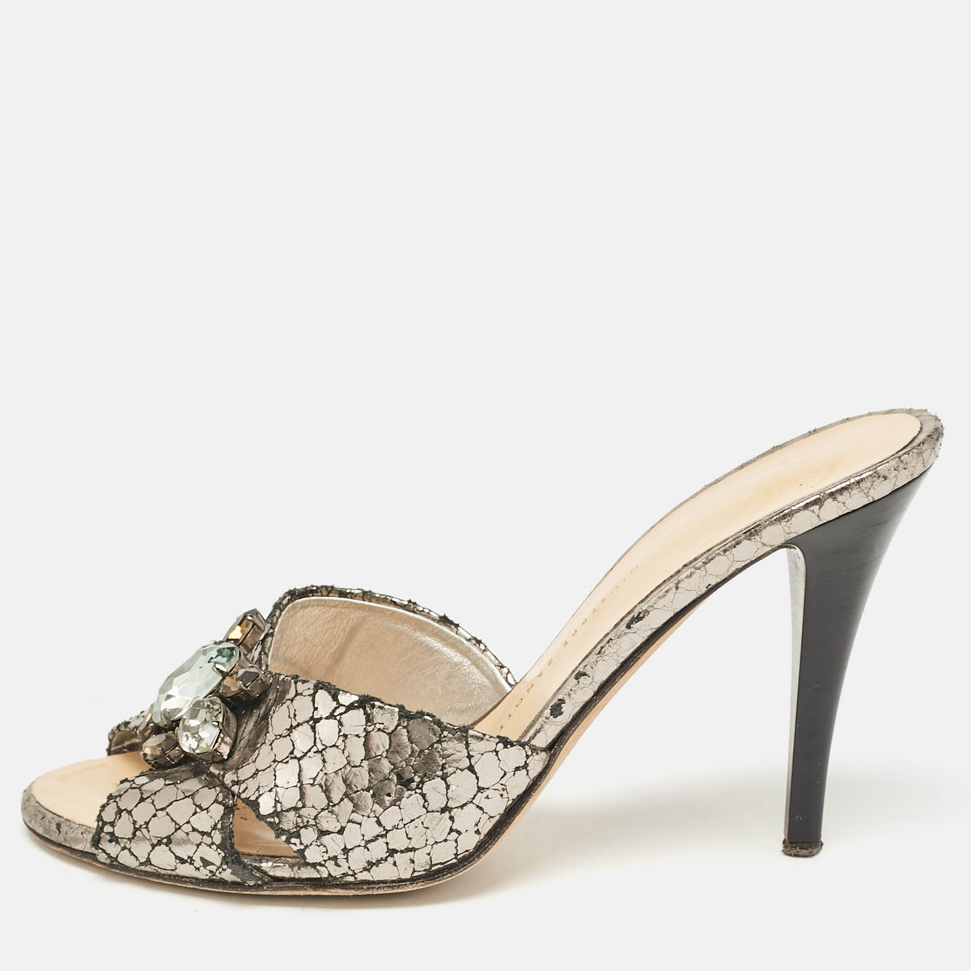 

Giuseppe Zanotti Metallic Grey Textured Suede Crystal Embellished Slide Sandals Size