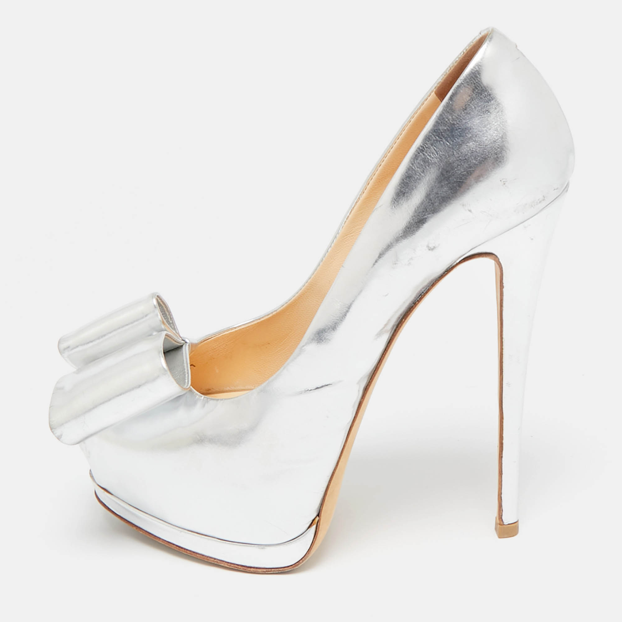 

Giuseppe Zanotti Silver Leather Bow Peep Toe Platform Pumps Size