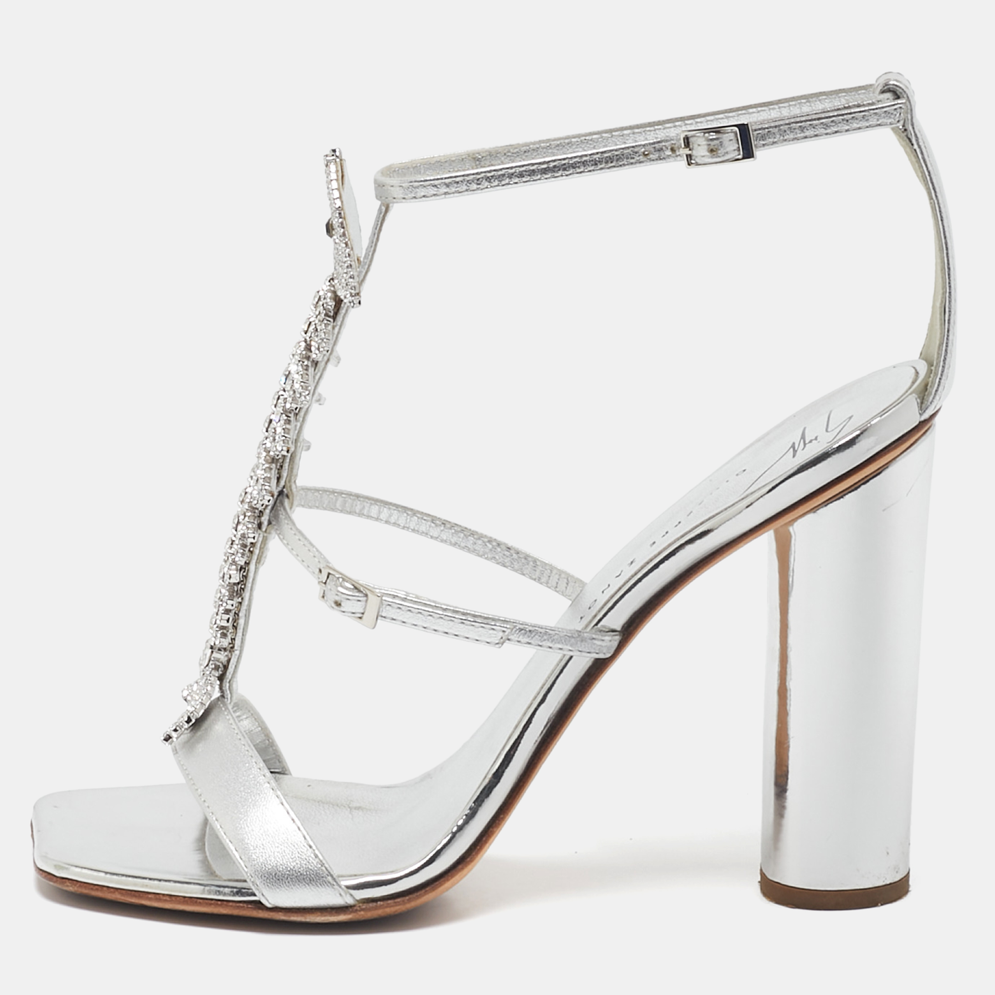 

Giuseppe Zanotti Silver Leather Fishbone Embellished Ankle Strap Sandals Size