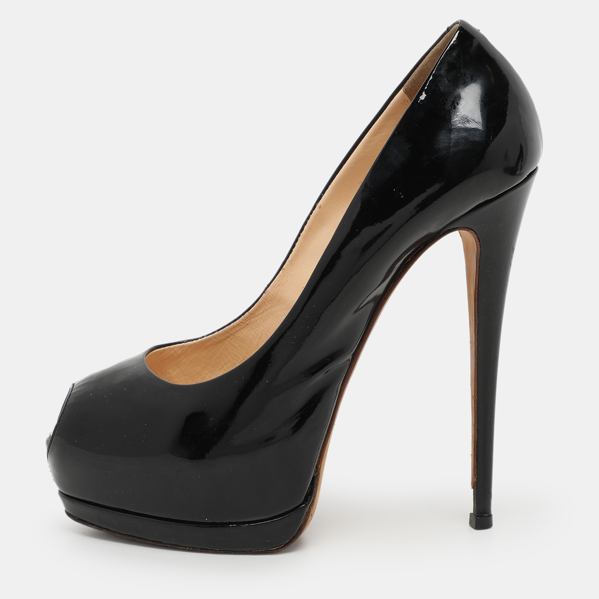 

Giuseppe Zanotti Black Patent Leather Platform Pumps Size