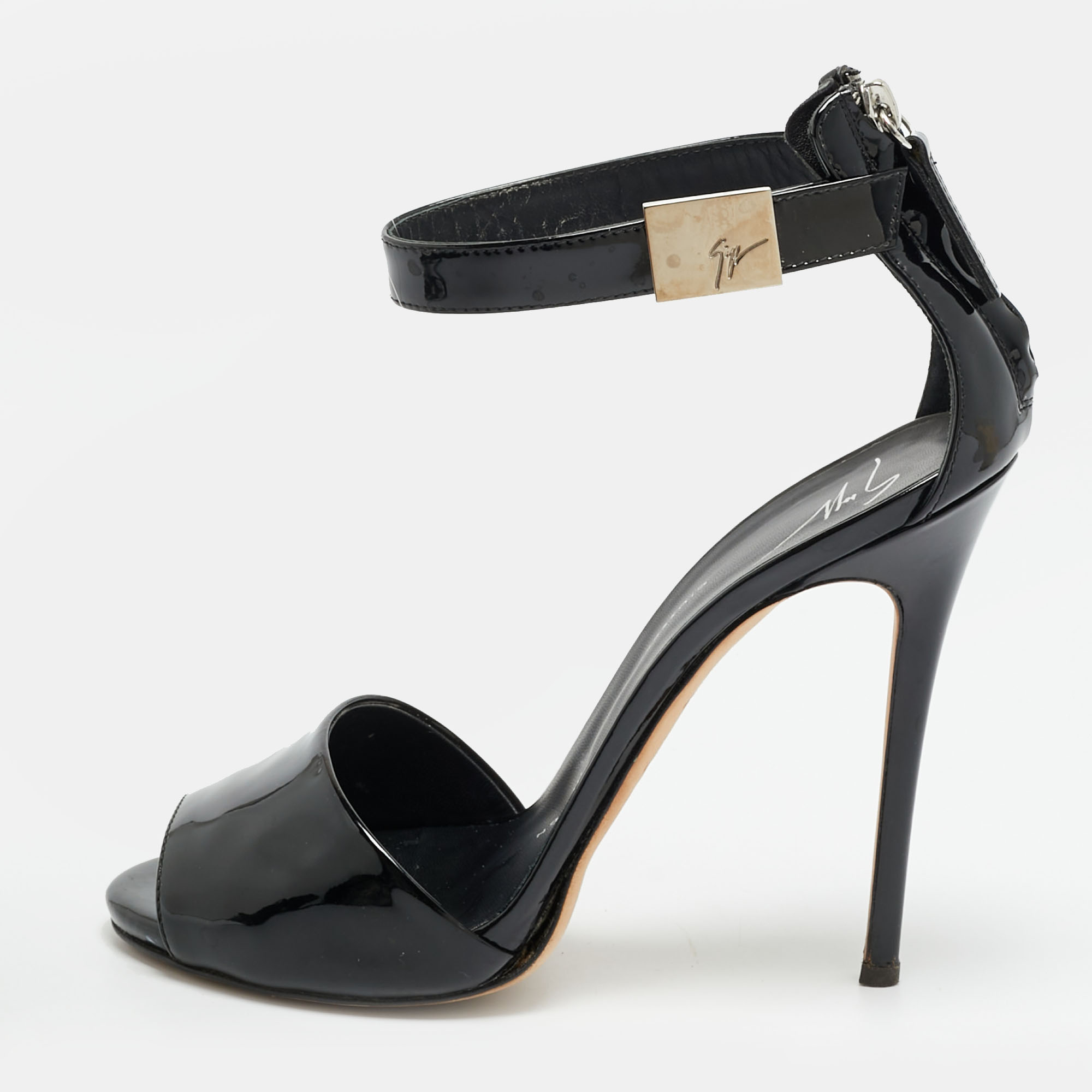 

Giuseppe Zanotti Size  Black Patent Leather Ankle Strap Pumps