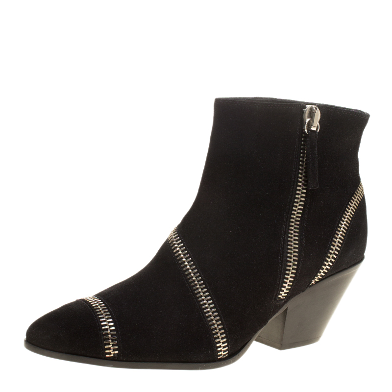 مملوكة مسبقًا Giuseppe Zanotti Black Suede Guns 55 Zip Detail Ankle Boots Size 40