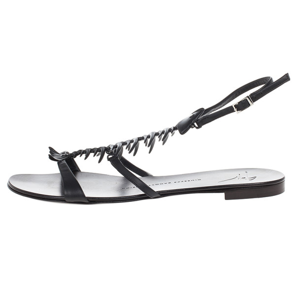 

Giuseppe Zanotti Black Fishbone Flat Sandals Size