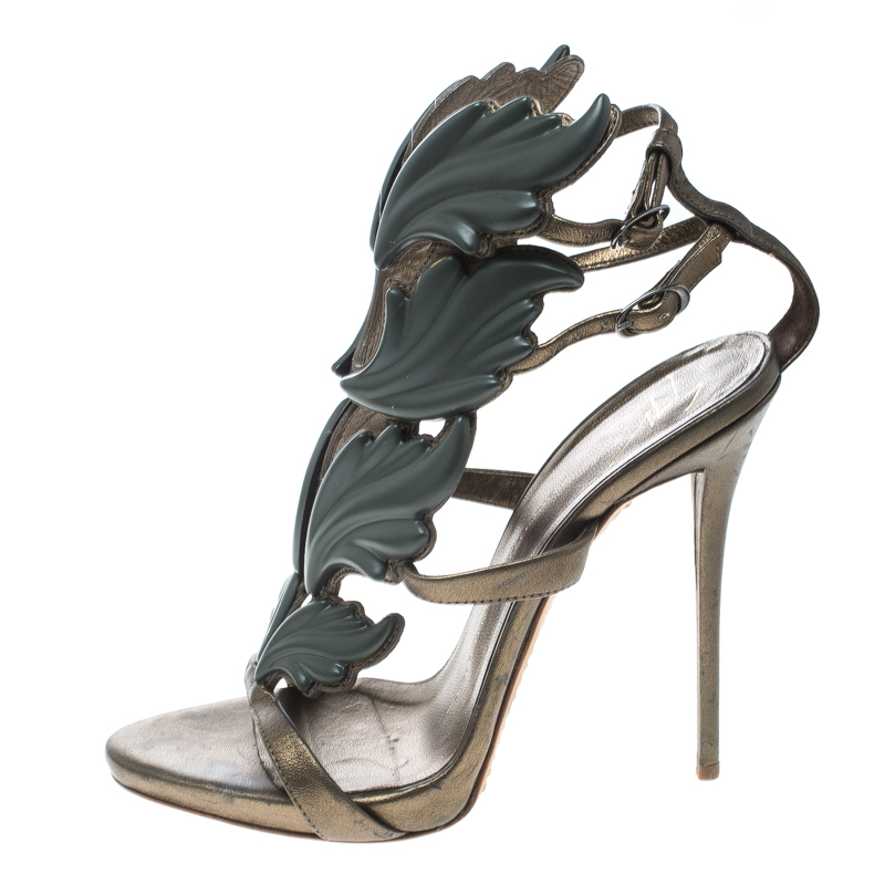 Pre-owned Giuseppe Zanotti Olive Green Leather Argent Metal Wing Embellished Strappy Sandals Size 37