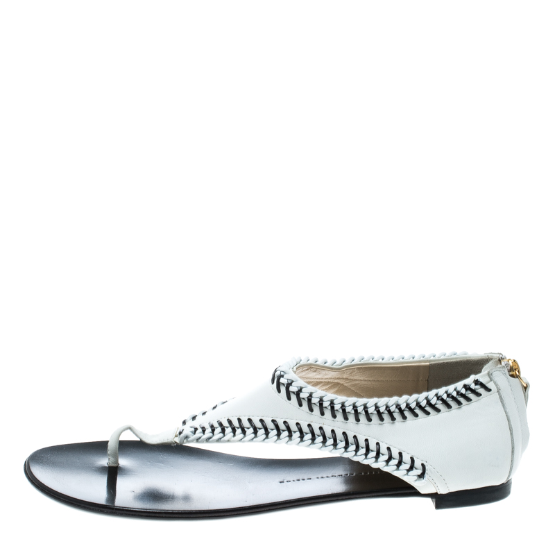 

Giuseppe Zanotti White Leather Chain Trim Flat Thong Sandals Size