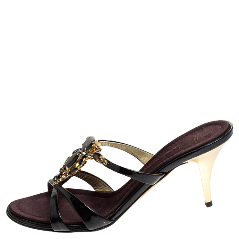 

Giuseppe Zanotti Black Crystal Embellished Sandals Size