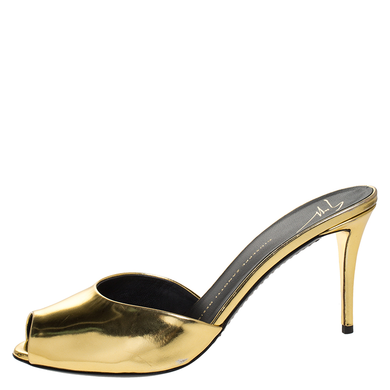 

Giuseppe Zanotti Gold Leather Peep Toe Sandals Size