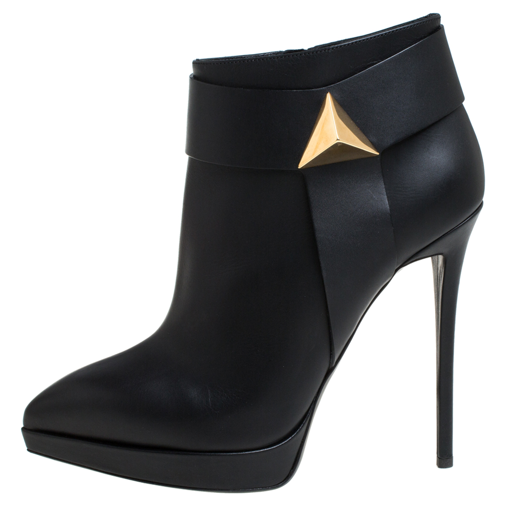 

Giuseppe Zanotti Black Leather Platform Ankle Booties Size