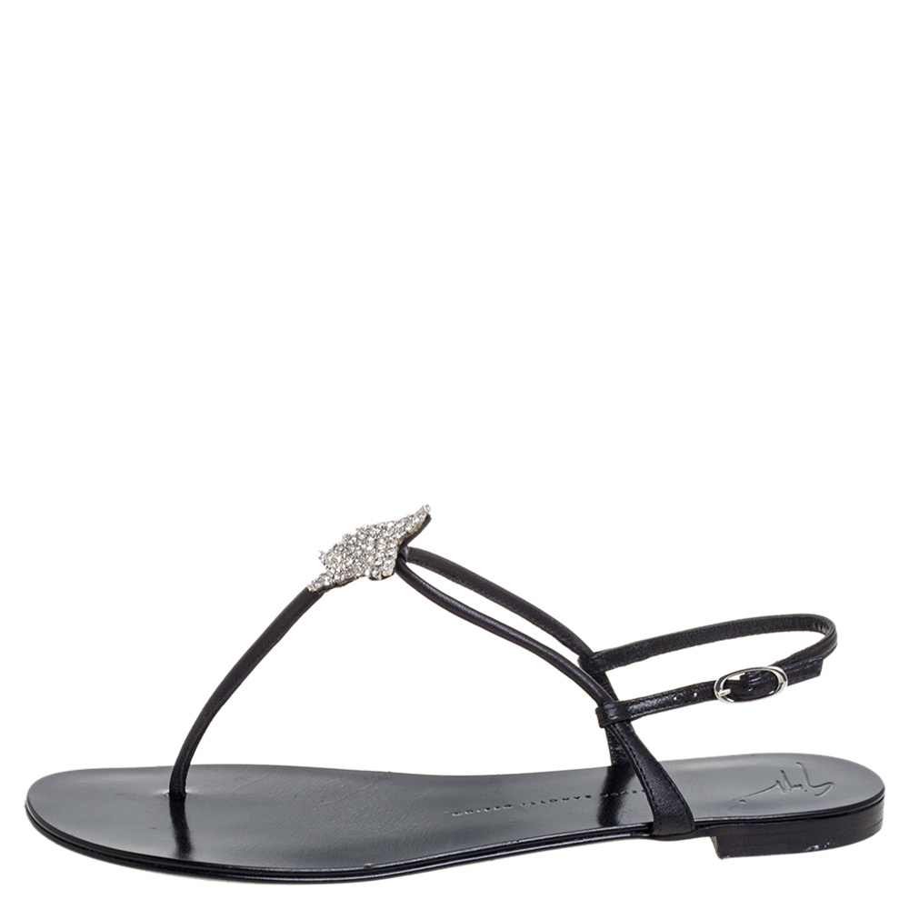 

Giuseppe Zanotti Black Leather T Strap Crystal Embellished Flat Sandals Size