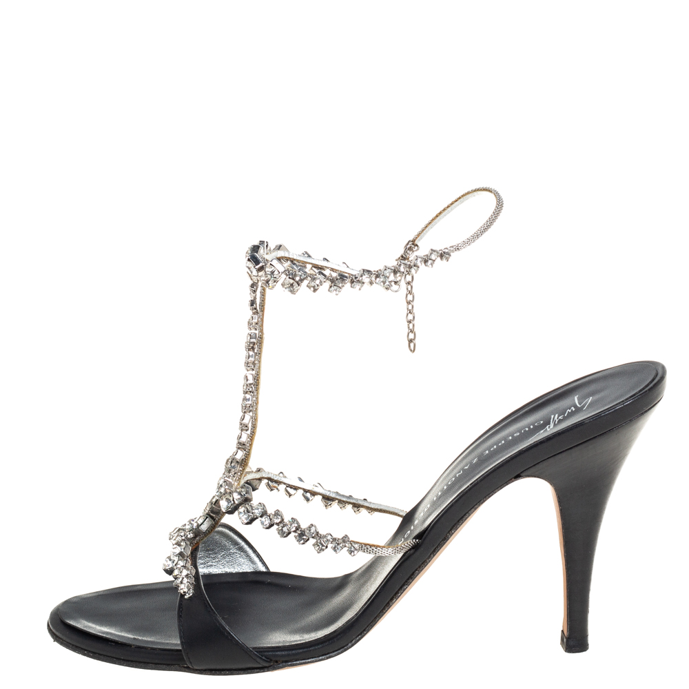 

Giuseppe Zanotti Black Leather Crystal Embellished T Strap Sandals Size