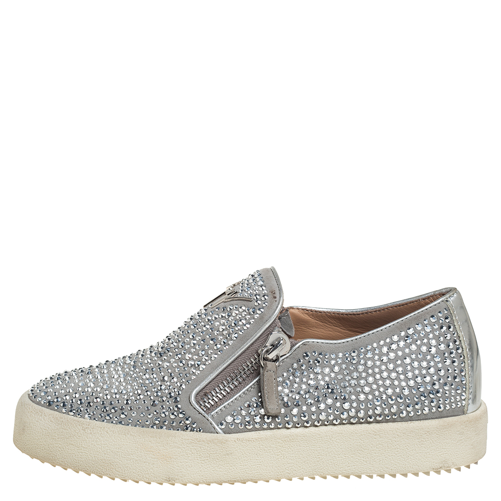 

Giuseppe Zanotti Grey/Silver Crystal Embellished Suede And Leather May London Slip On Sneakers Size