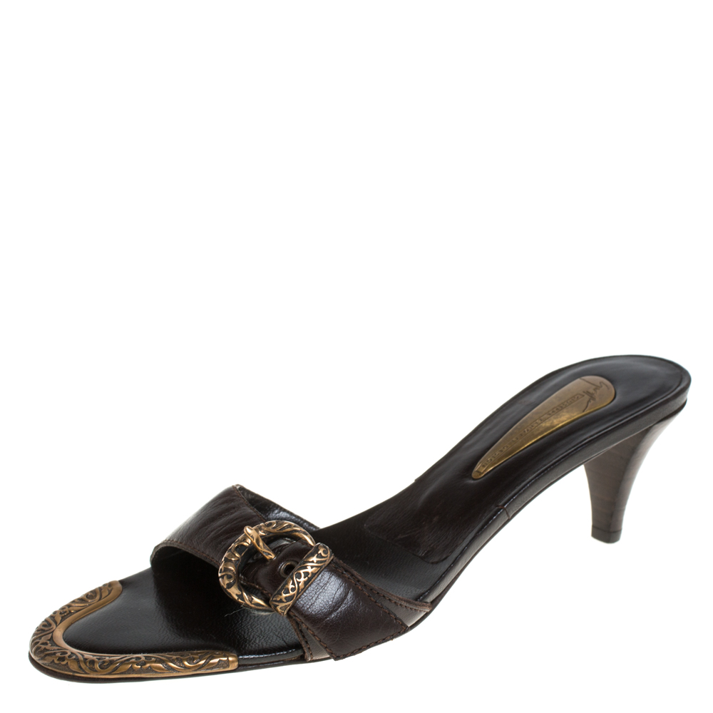 

Giuseppe Zanotti Brown Leather Buckle Detail Open Toe Sandals Size