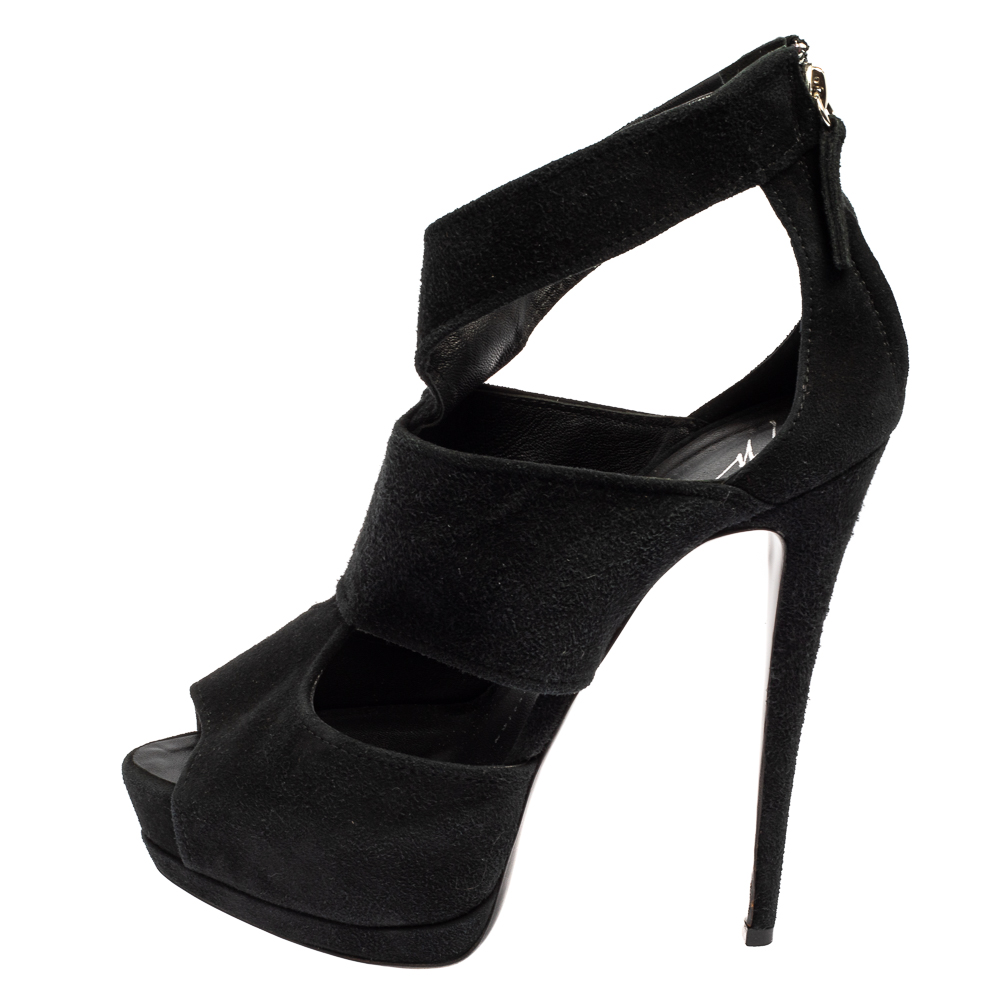 

Giuseppe Zanotti Black Suede Sandals Size