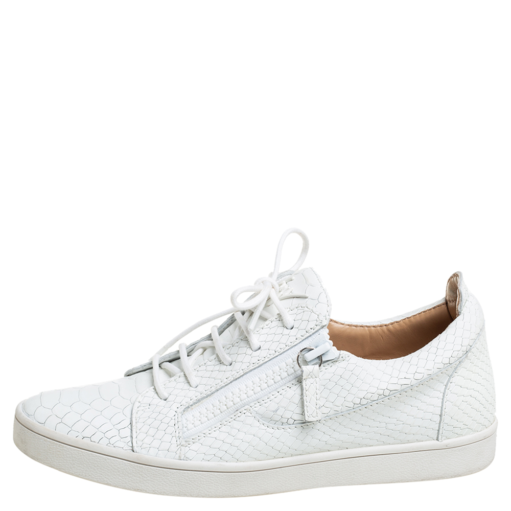 

Giuseppe Zanotti White Python Embossed Leather London Low Top Sneakers Size