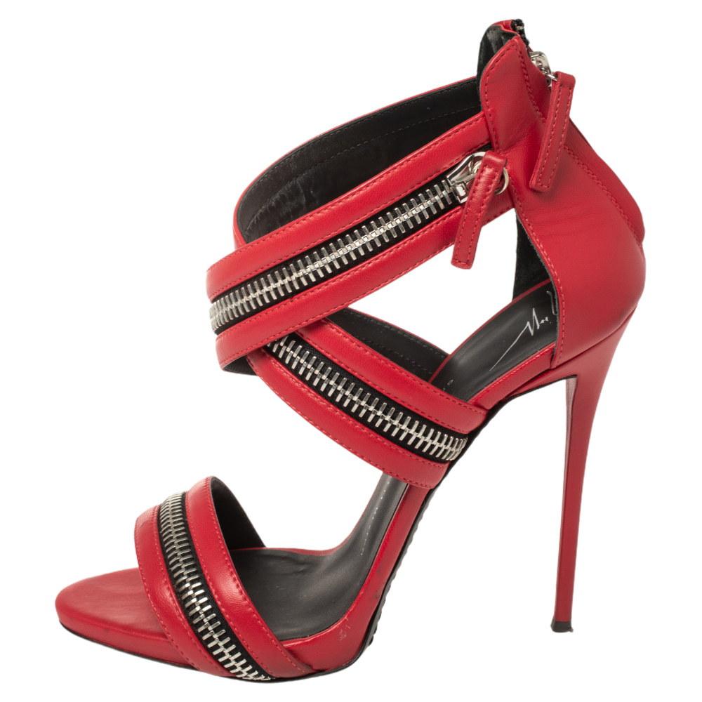 

Giuseppe Zanotti Red Leather Zipped Detail Sandals Size