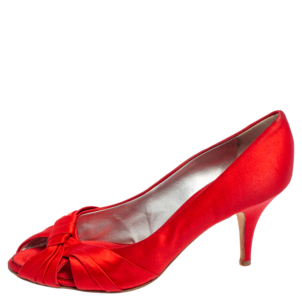 

Giuseppe Zanotti Red Satin Criss Cross Peep Toe Pumps Size