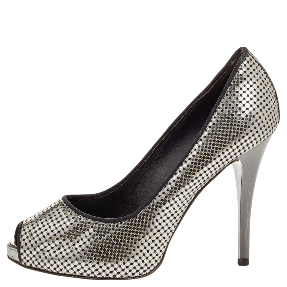 

Giuseppe Zanotti Silver Leather Pumps Size