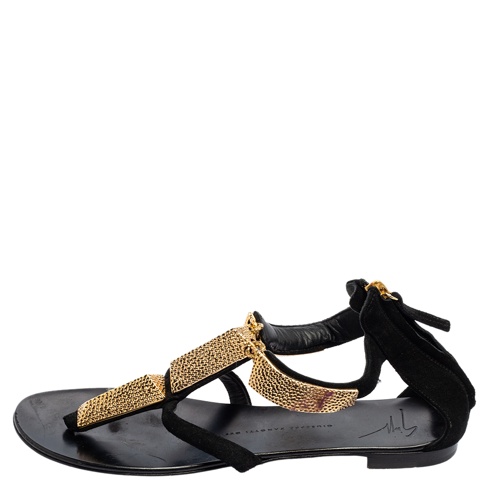 

Giuseppe Zanotti Black Suede Embellished Thong T-strap Sandals Size