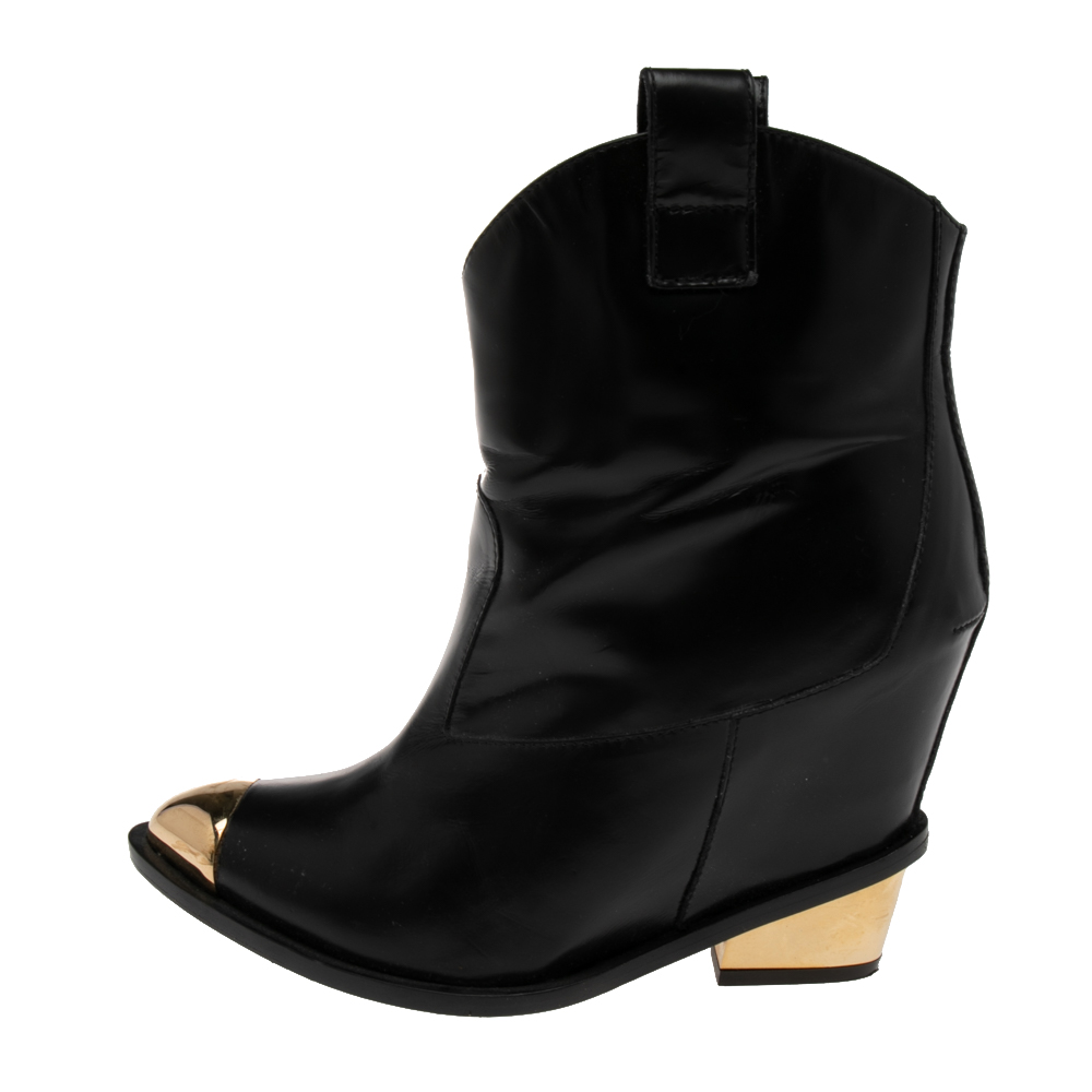 

Giuseppe Zanotti Black Leather Ankle Boots Size