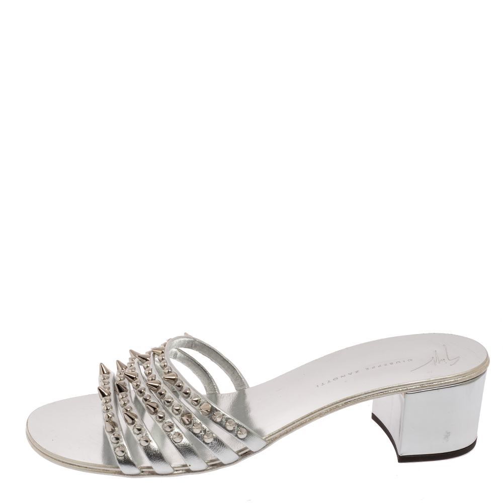 

Giuseppe Zanotti Metallic Silver Leather Spikes Strappy Slide Sandals Size