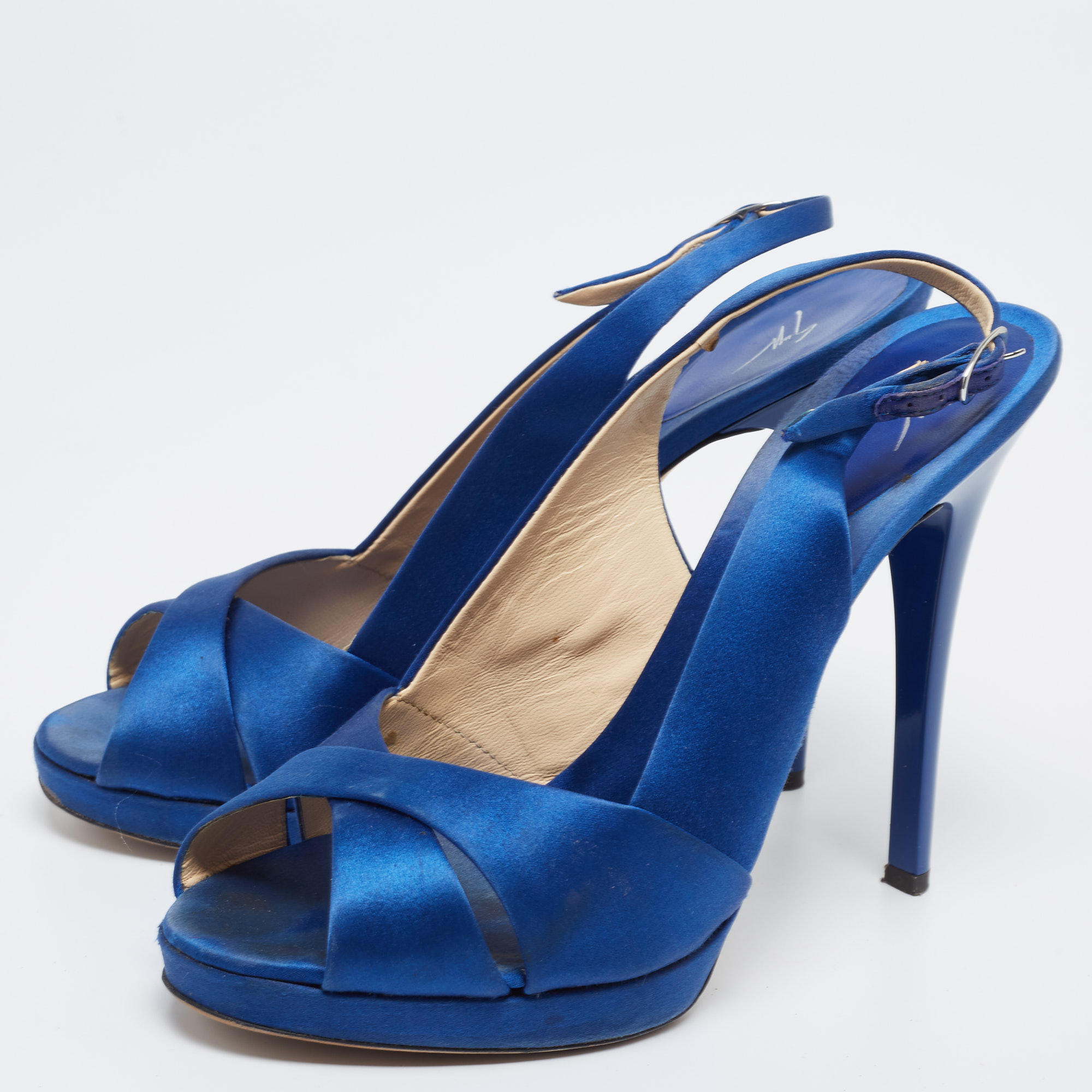 

Giuseppe Zanotti Blue Satin Slingback Sandals Size