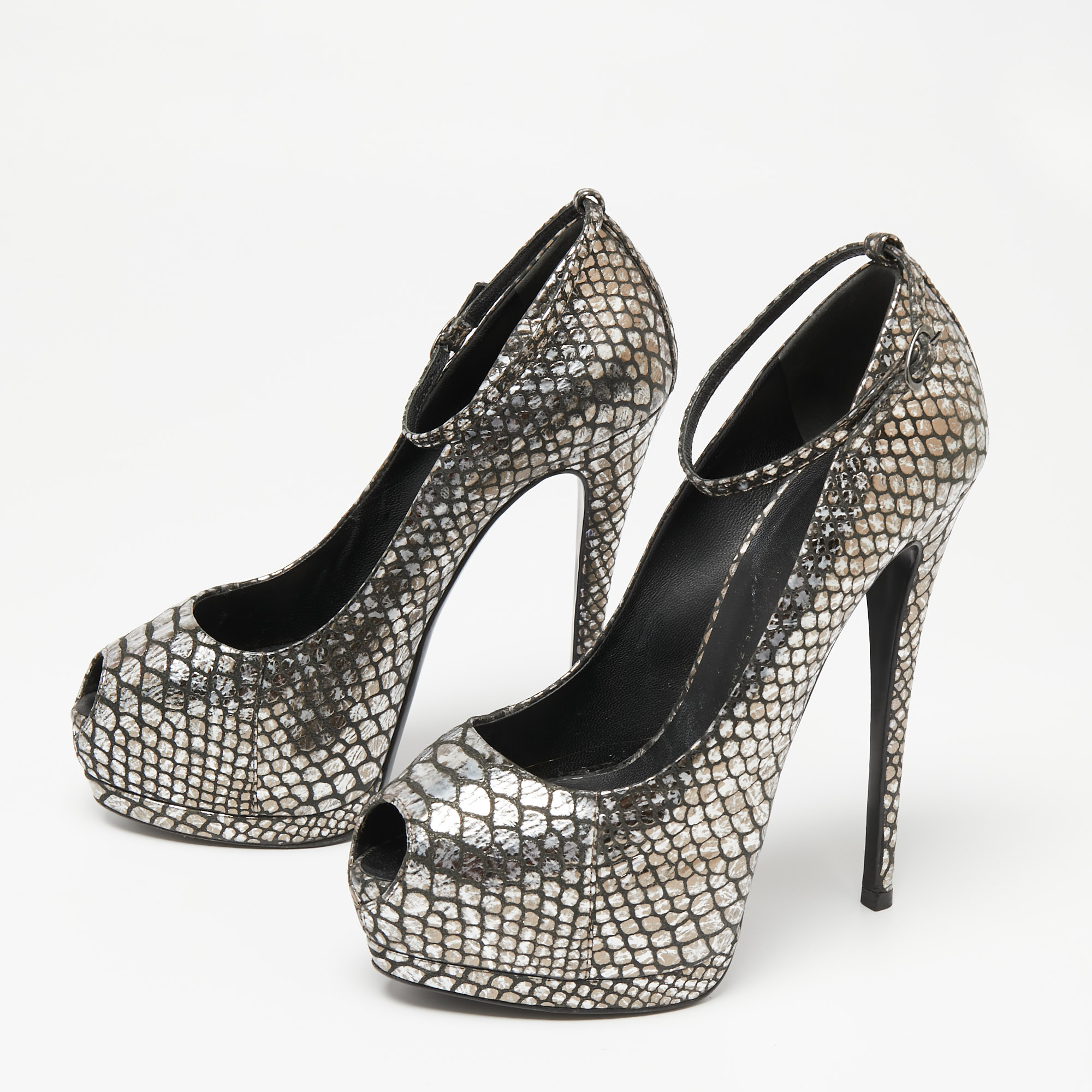 

Giuseppe Zanotti Tri-Color Python Effect Leather Peep-Toe Ankle-Strap Pumps Size, Grey