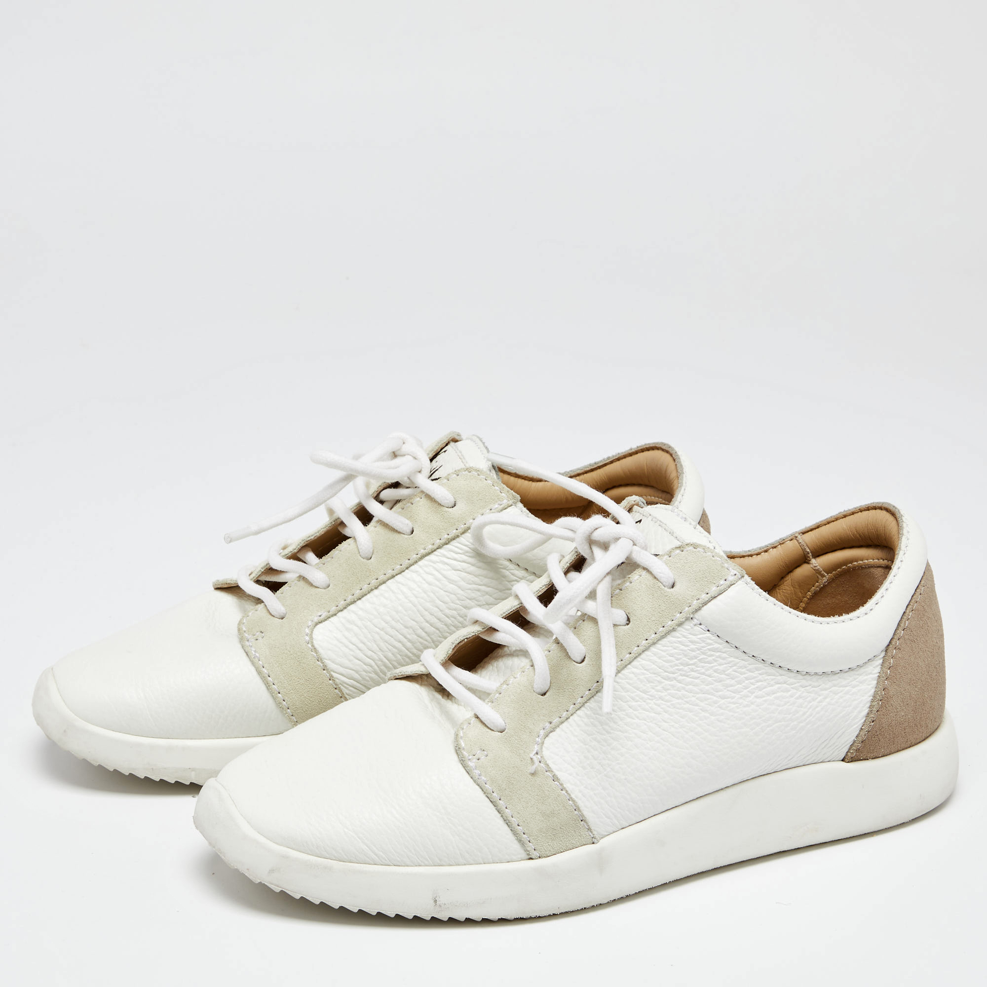 

Giuseppe Zanotti Tri-Color Leather and Suede Logo Print Low-Top Sneakers Size, White