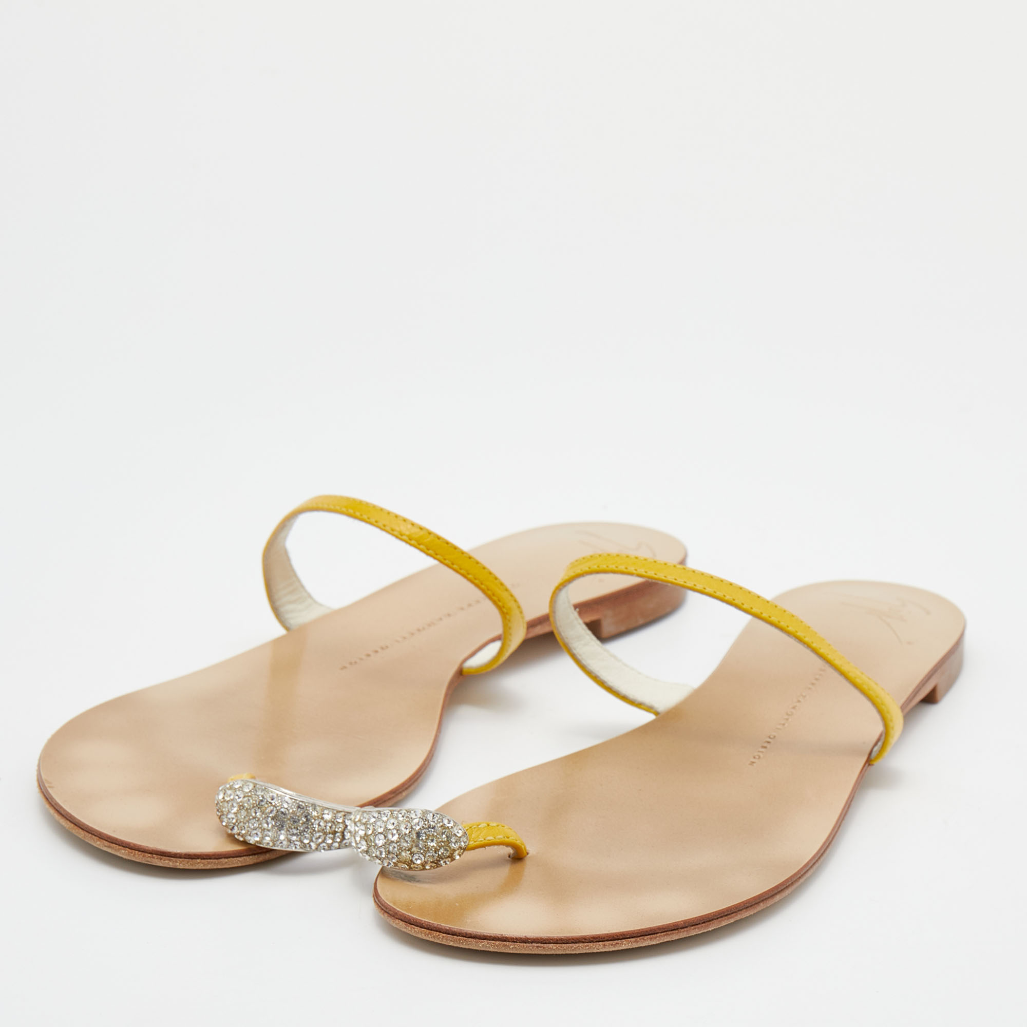 

Giuseppe Zanotti Yellow Leather Embellished Toe Ring Flats Size