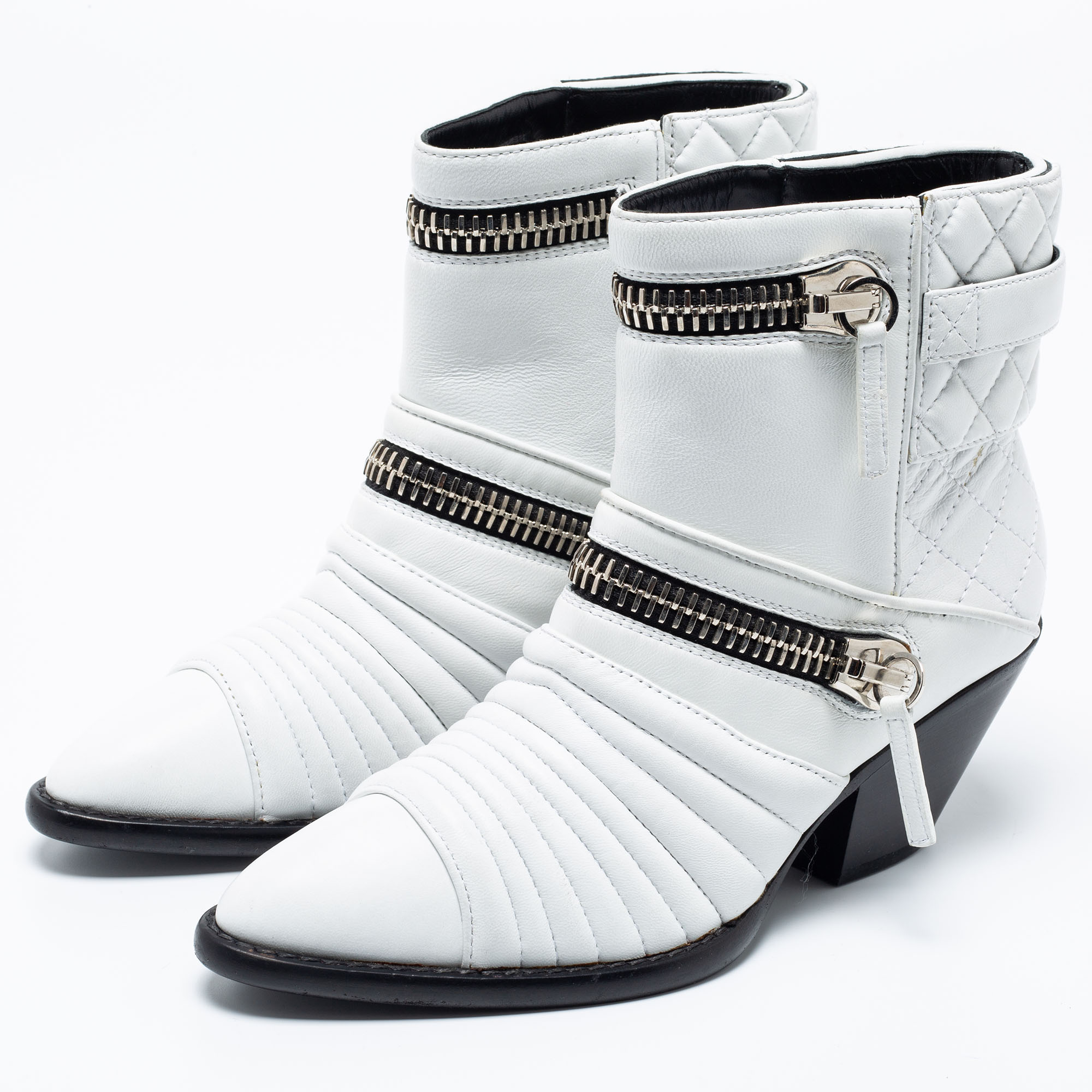 

Giuseppe Zanotti White Quilted Leather Biker Ankle Boots Size
