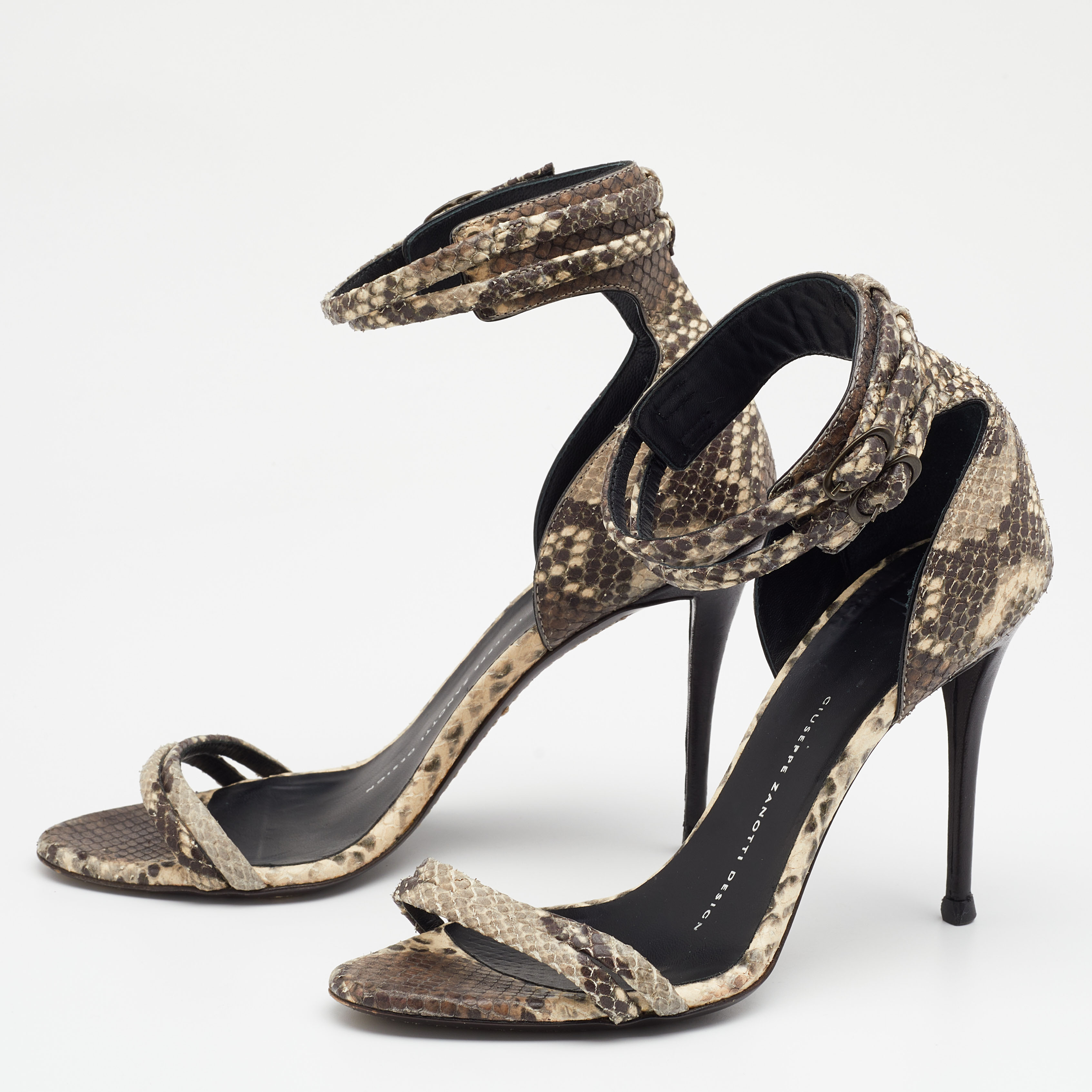 

Giuseppe Zanotti Beige/Brown Snakeskin Embossed Leather Portofino Ankle Strap Sandals Size