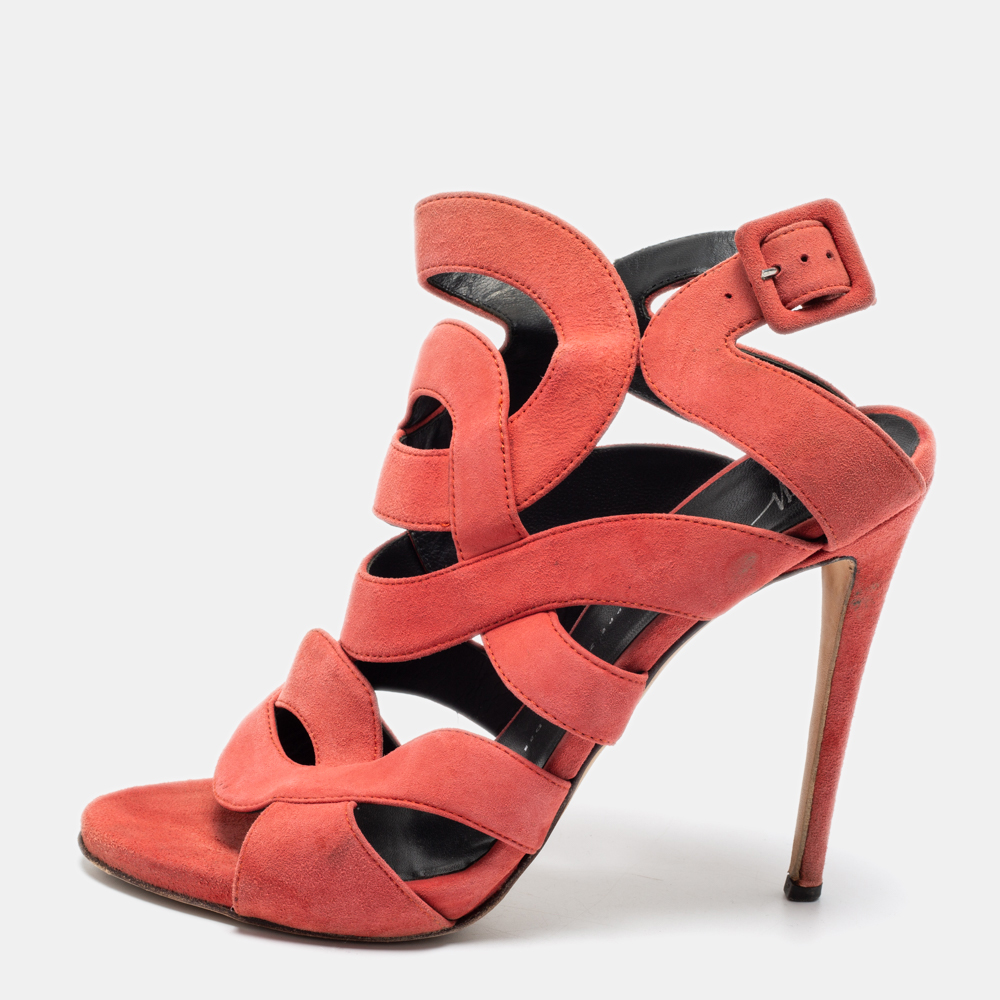 

Giuseppe Zanotti Coral Pink Suede Cut Out Cage Sandals Size