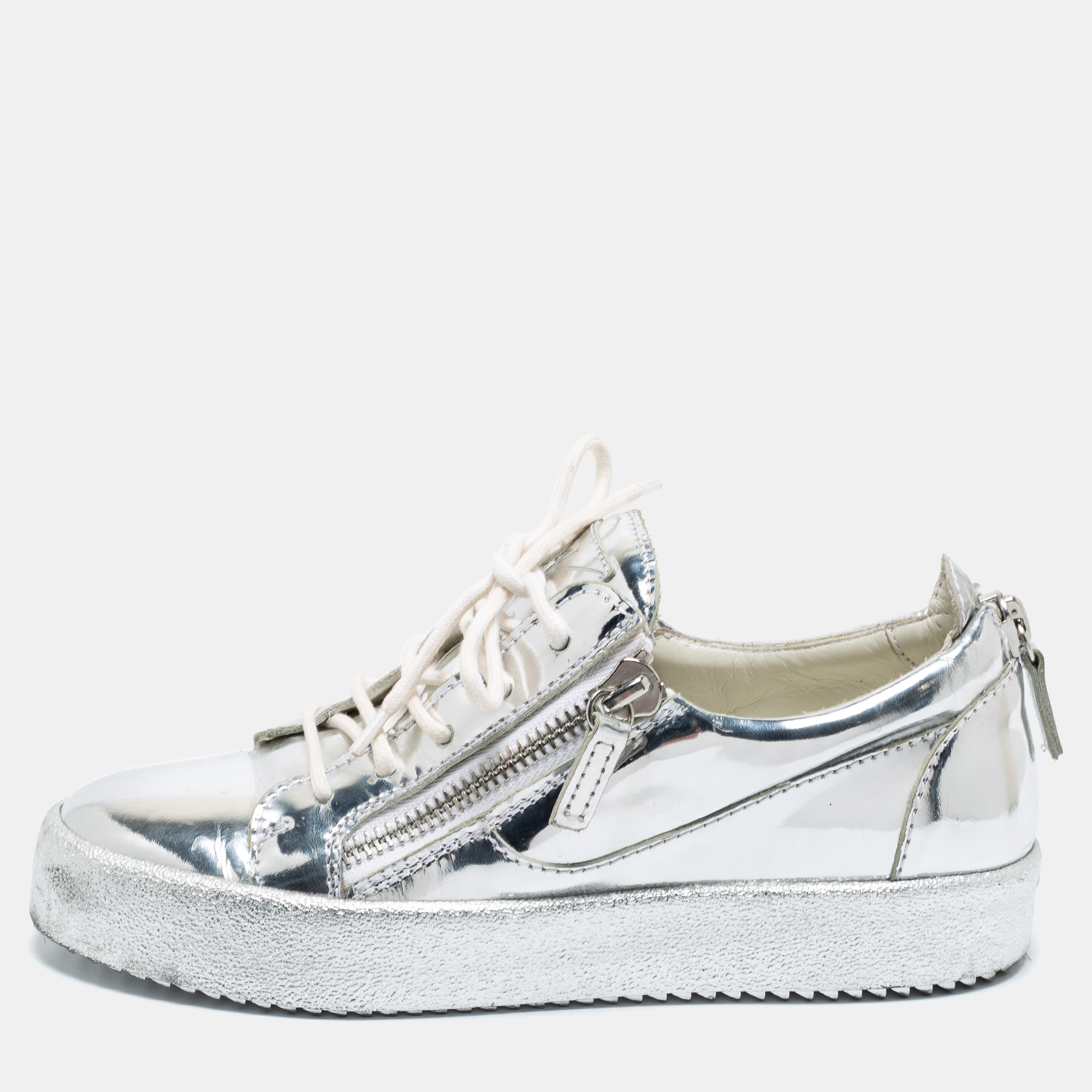 

Giuseppe Zanotti Silver Patent Leather Frankie Low-Top Sneakers Size