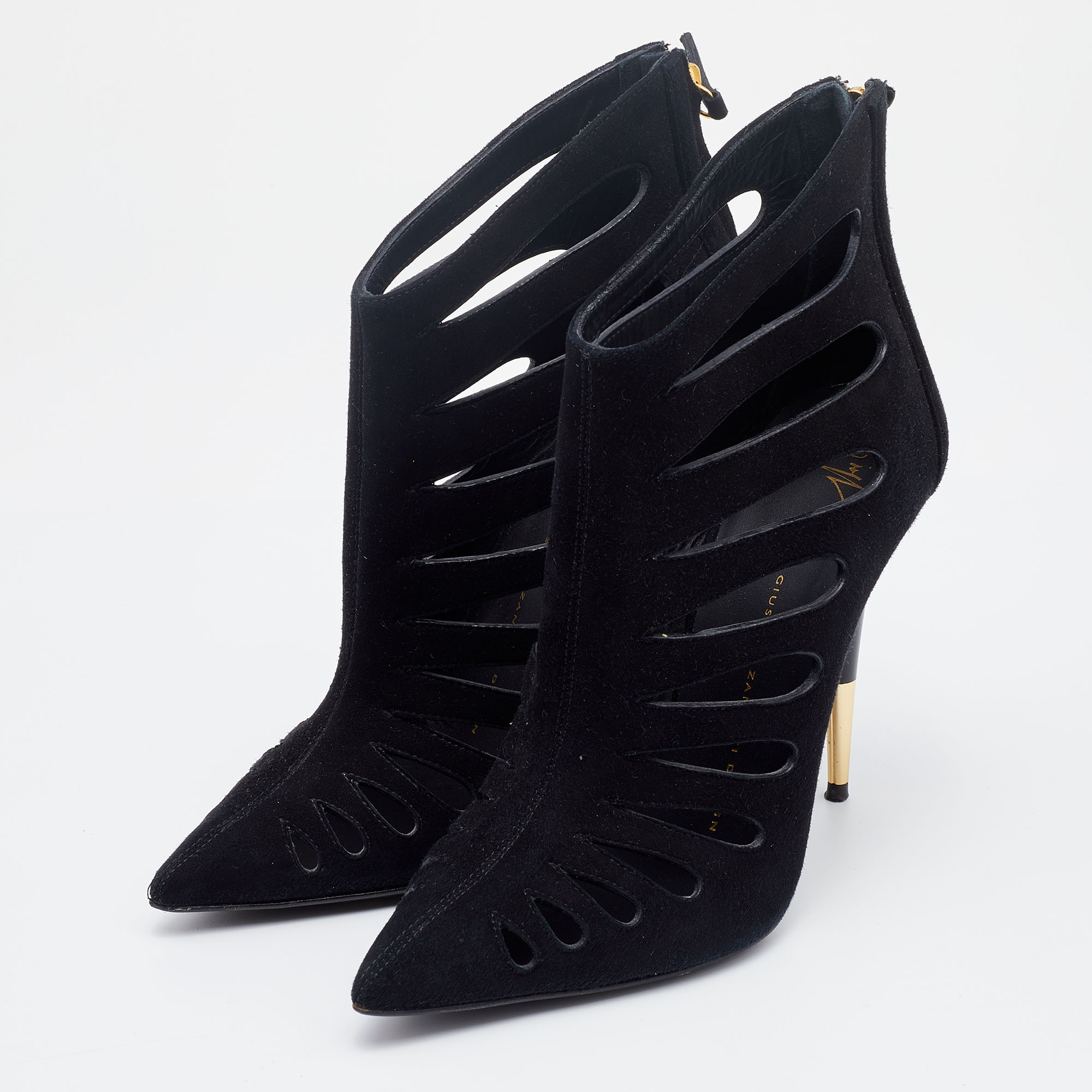 

Giuseppe Zanotti Black Suede Cut Out Pointed Toe Booties Size