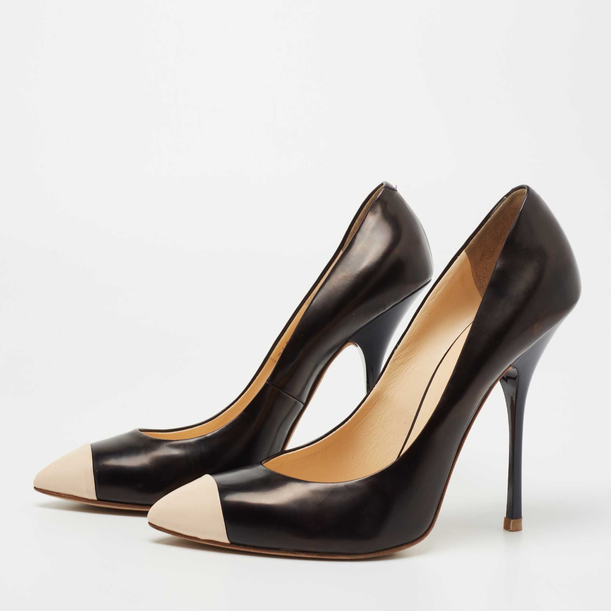 

Giuseppe Zanotti Black/Beige Leather Pointed Cap Toe Pumps Size