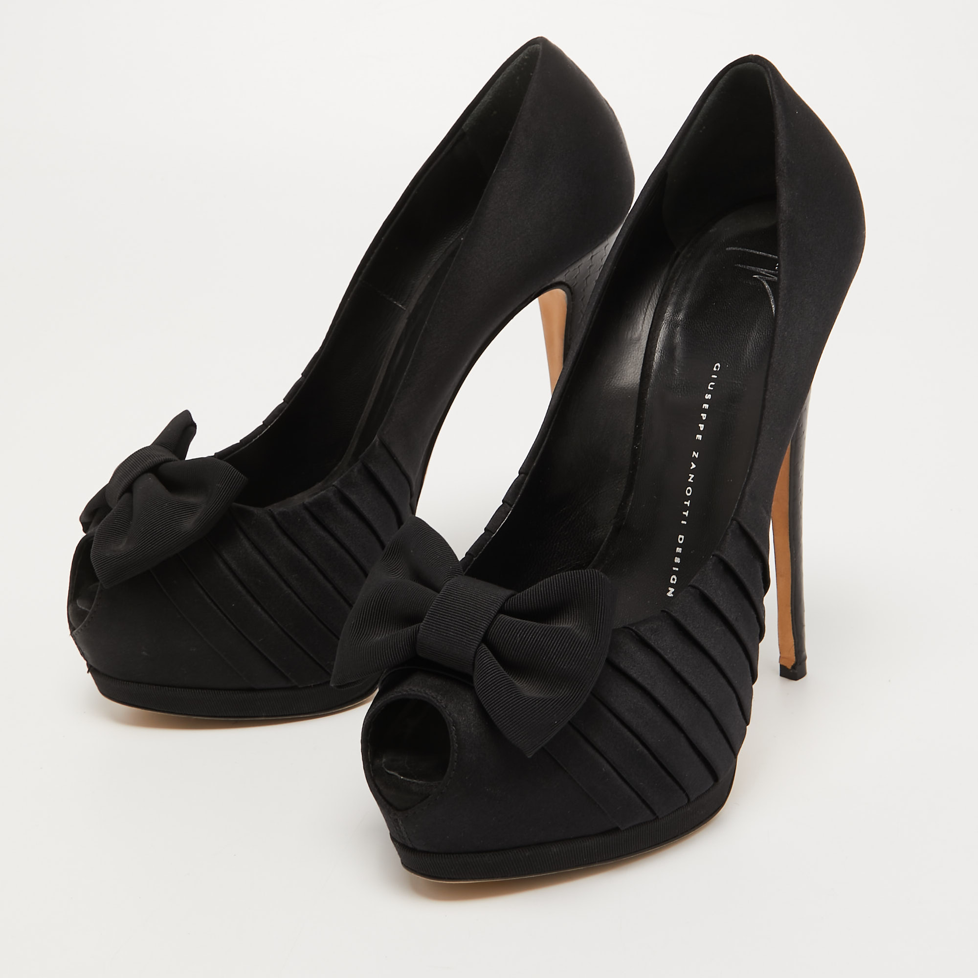 

Giuseppe Zanotti Black Satin Bow Peep Toe Platform Pumps Size