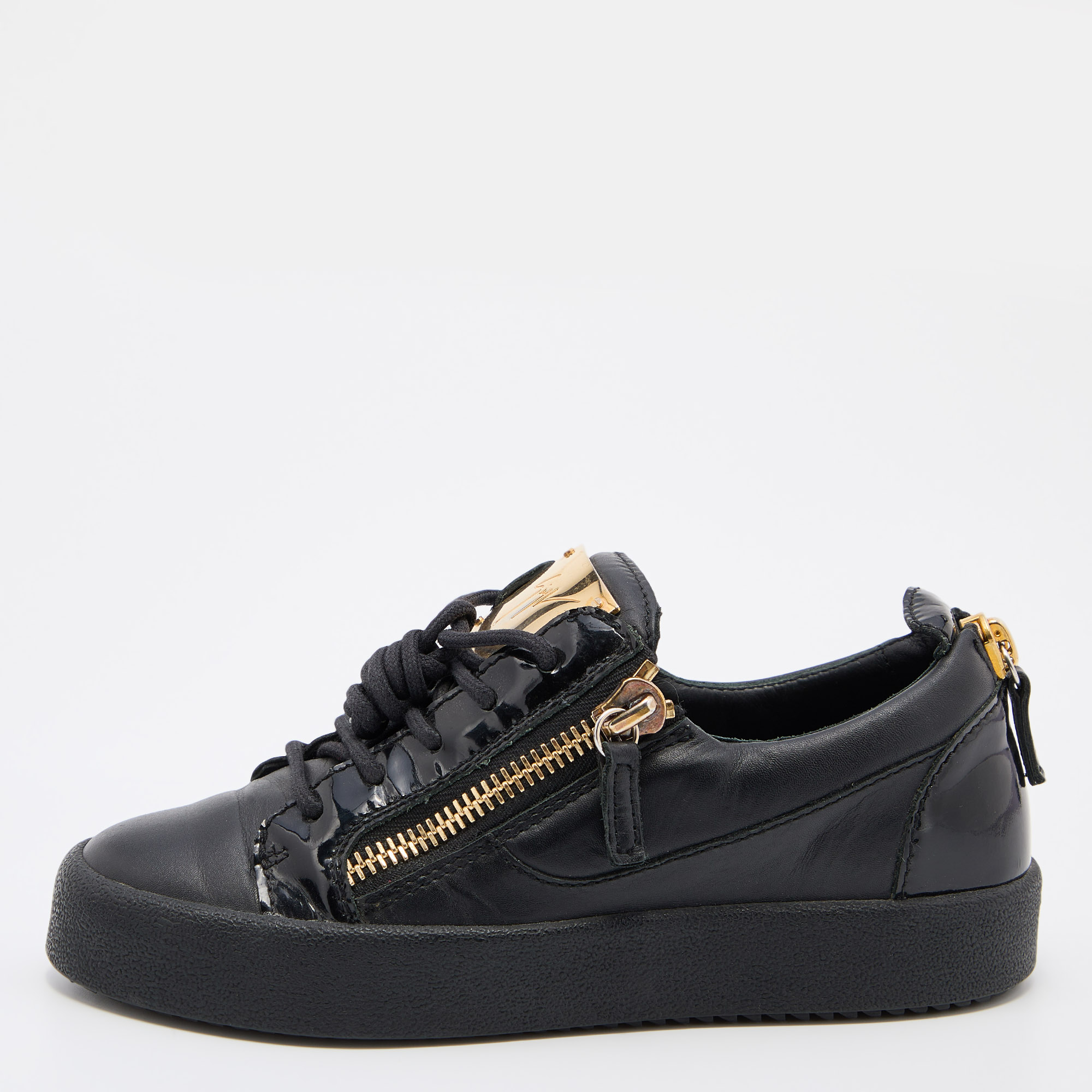 

Giuseppe Zanotti Black Leather Gail Low Top Sneakers Size