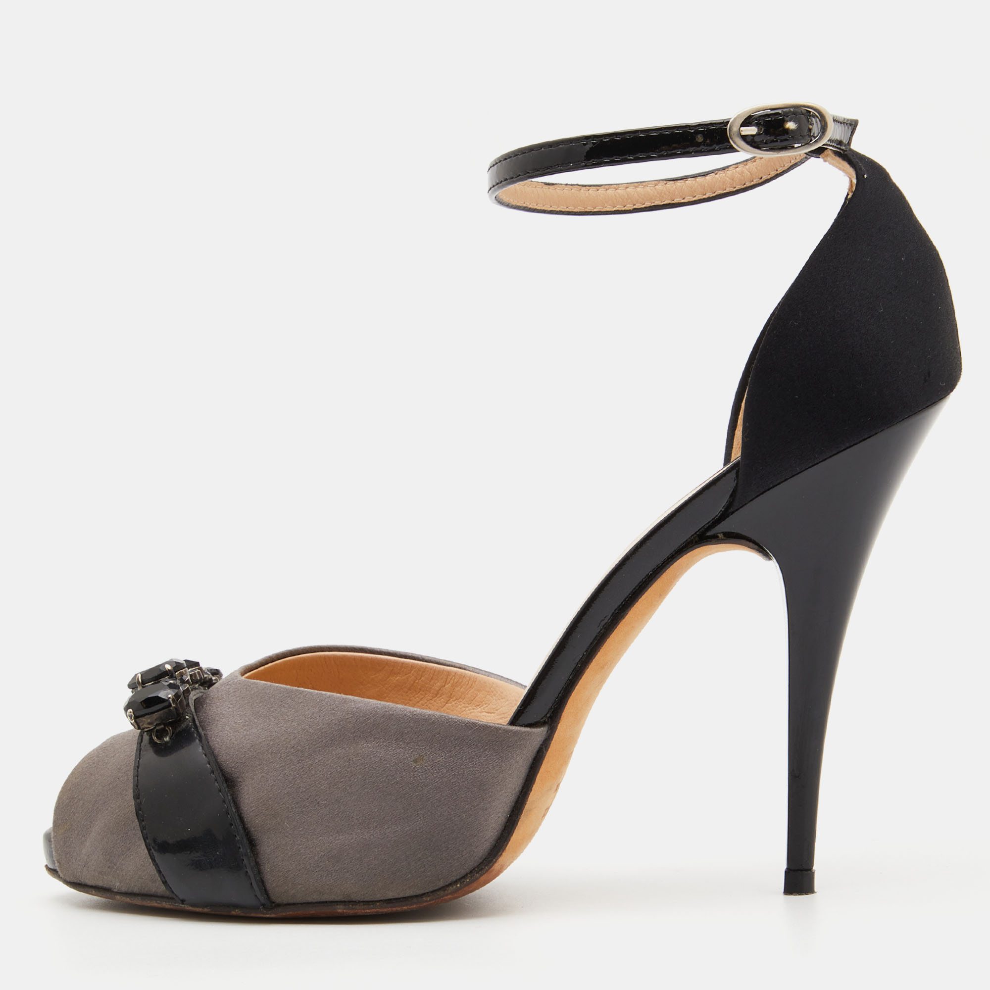 Pre-owned Giuseppe Zanotti Grey/black Satin And Patent Leather Crystal Embellished Ankle Strap Sandals Size 37.5