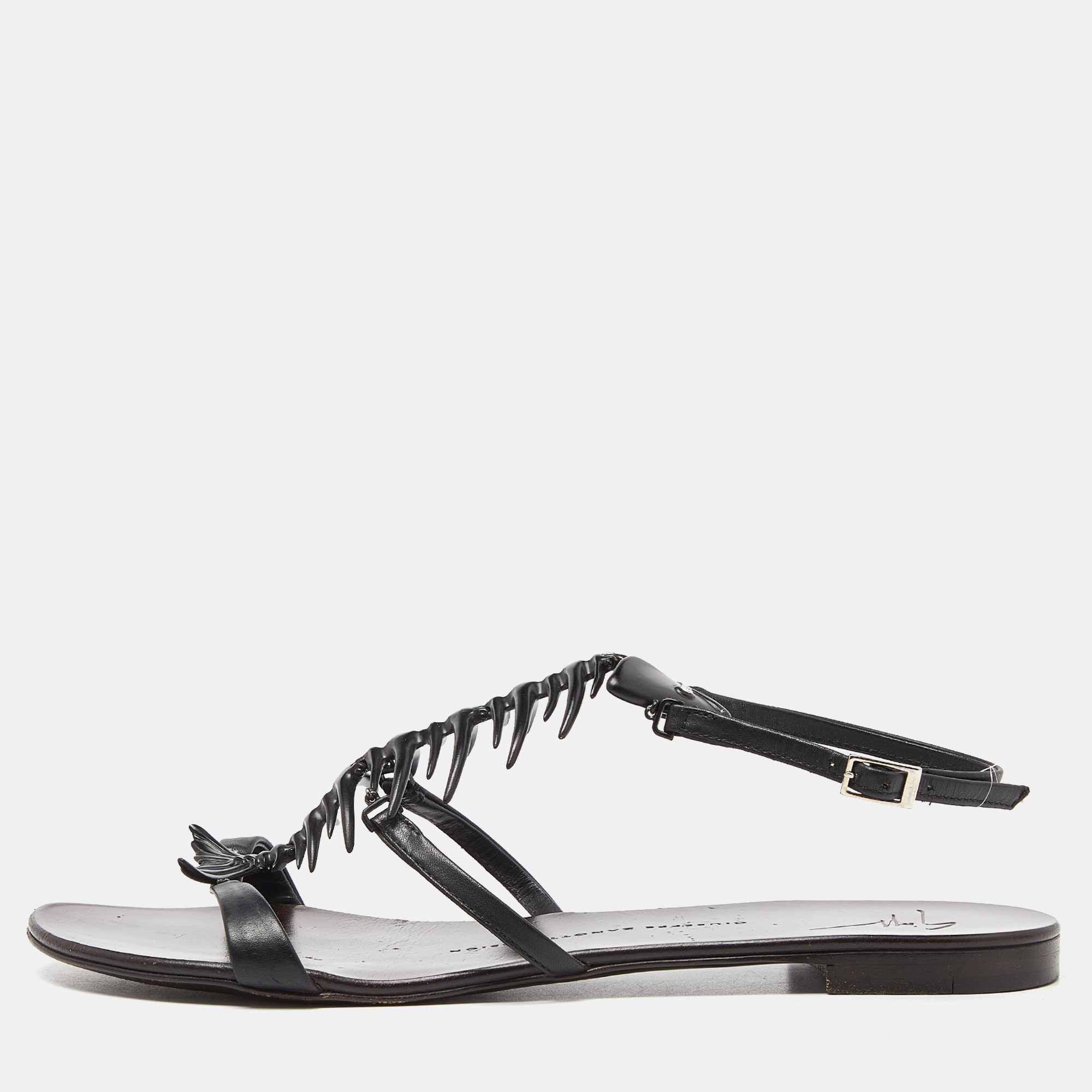 

Giuseppe Zanotti Black Leather Fishbone Flat Sandals Size