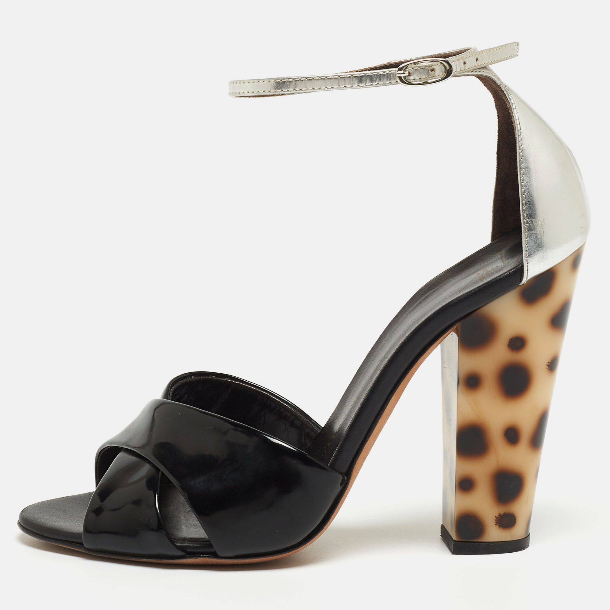 

Giuseppe Zanotti Two Tone Patent Leather Crisscross Ankle Strap Sandals Size, Black