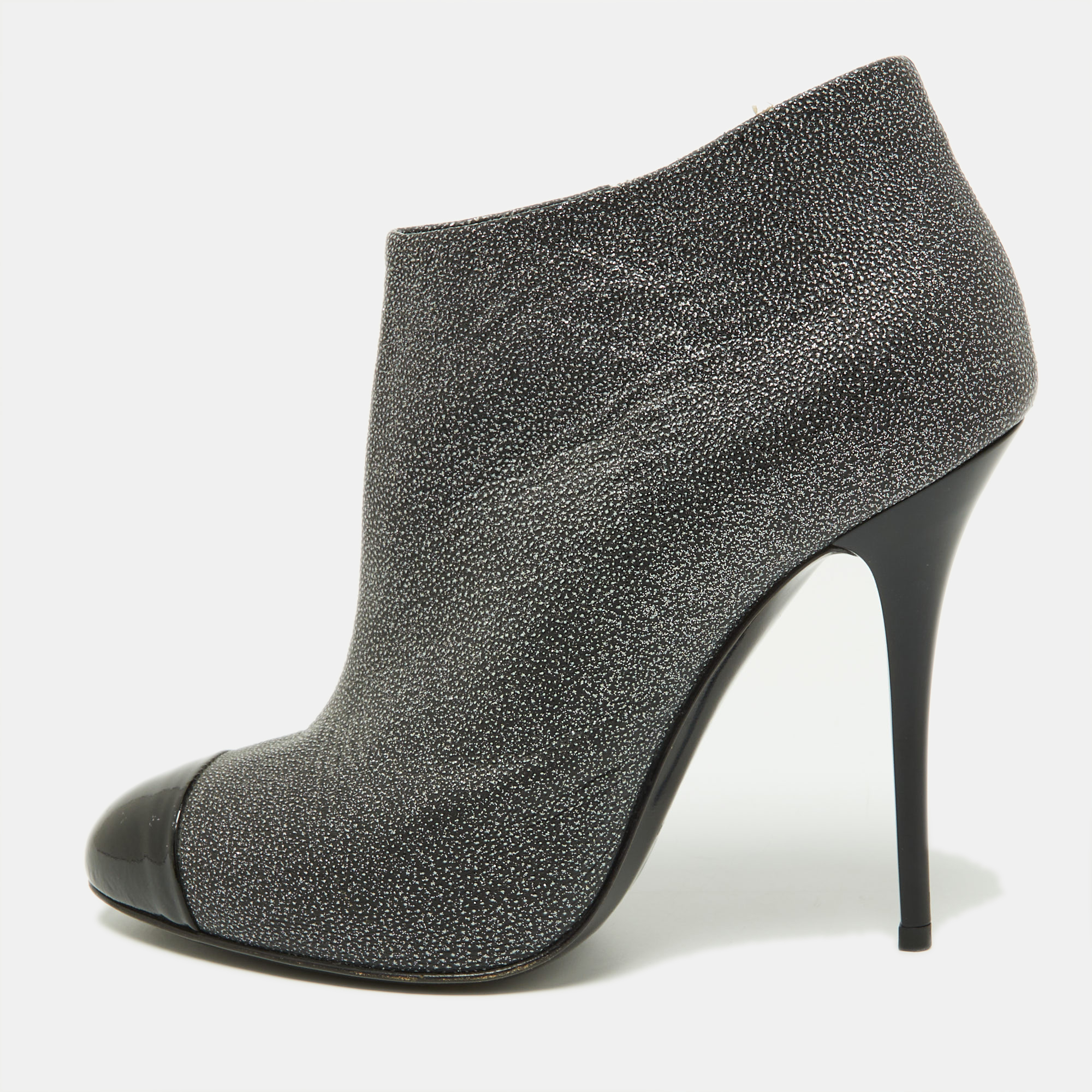

Giuseppe Zanotti Grey/Black Faux Leather and Patent Booties Size