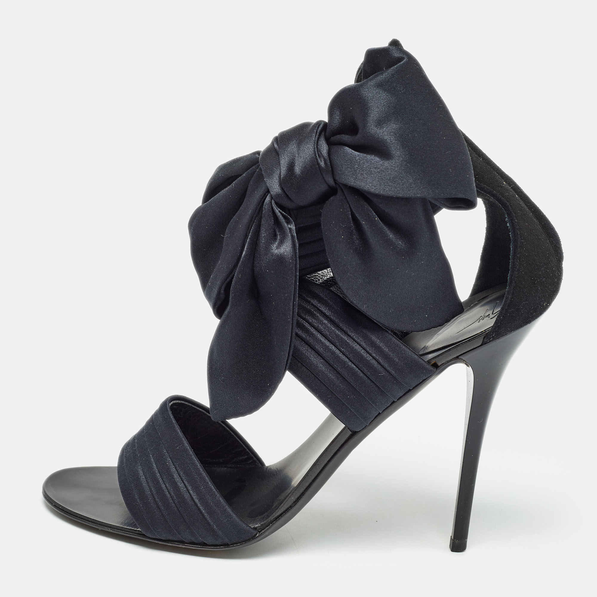 

Giuseppe Zanotti Black Satin and Suede Ankle Strap Sandals Size
