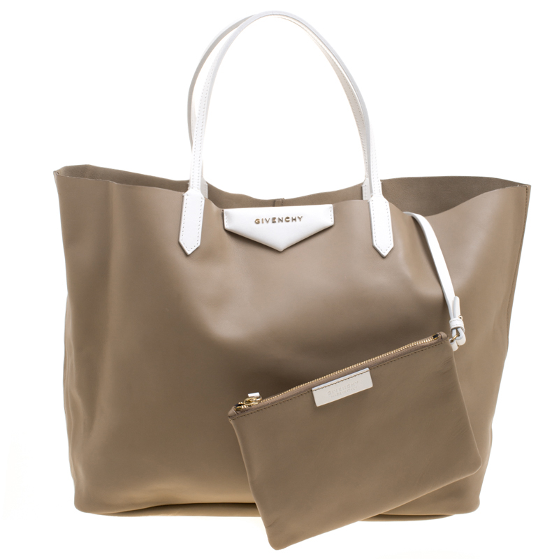 Pre Owned Givenchy Beige Leather Large Antigona Shopping Tote
