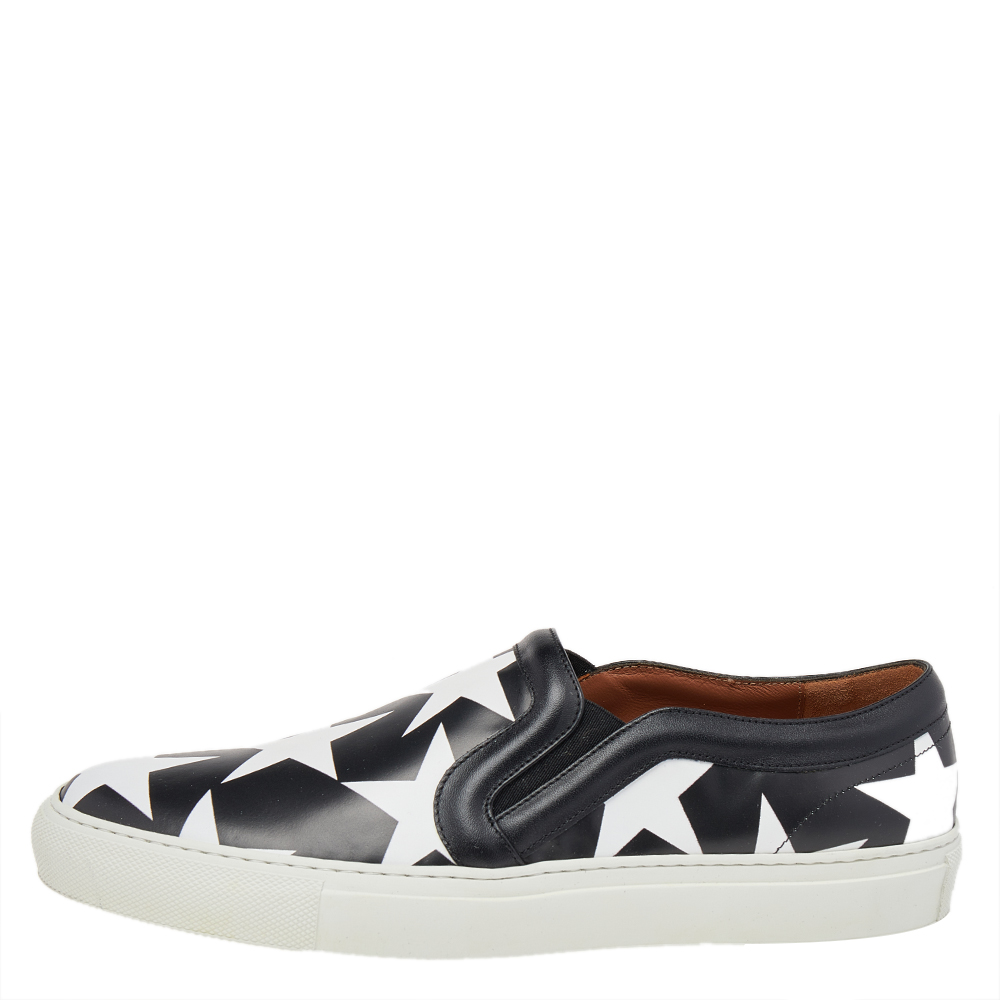 

Givenchy Black/White Leather Skate Star Print Slip On Sneakers Size